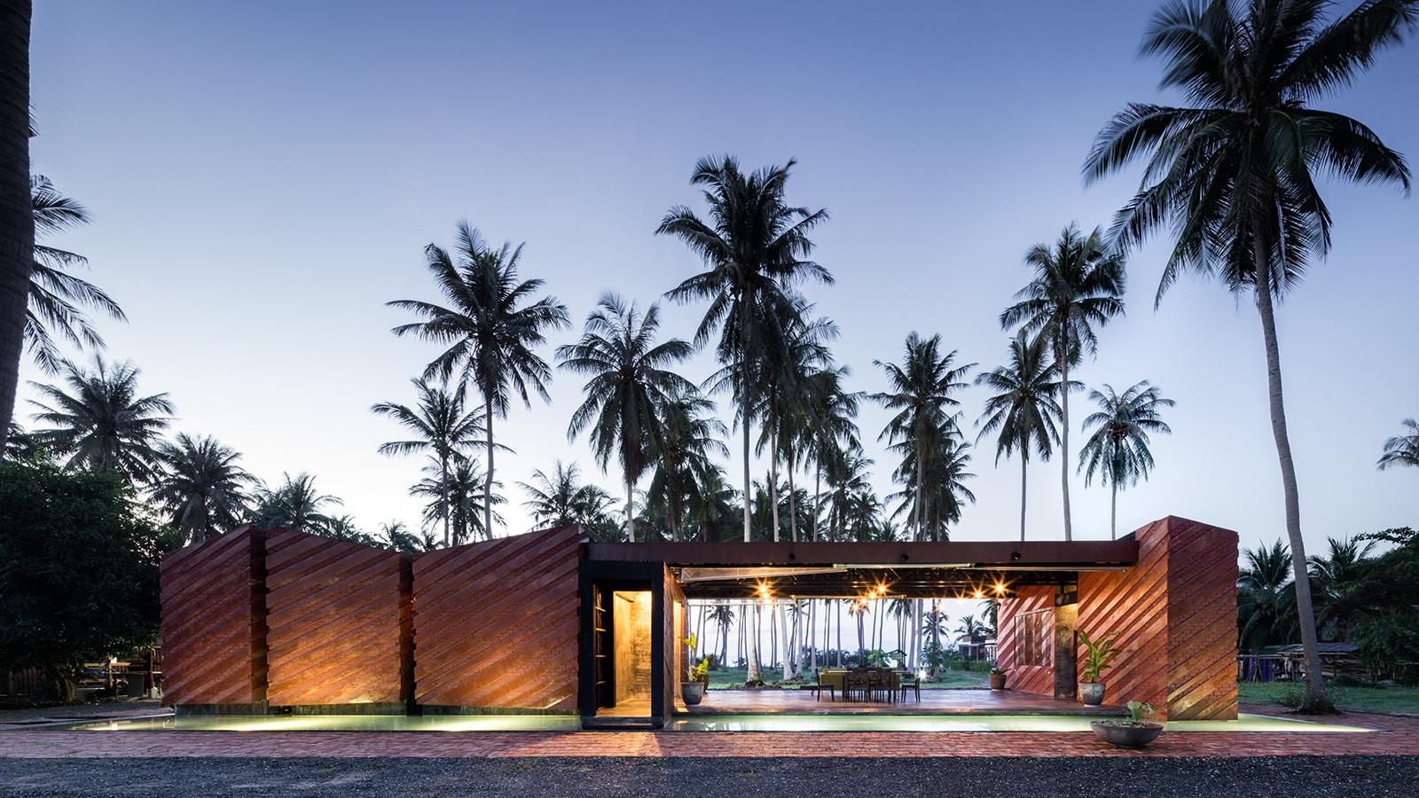 Somjai House | Coconutnoom Resort - image 11