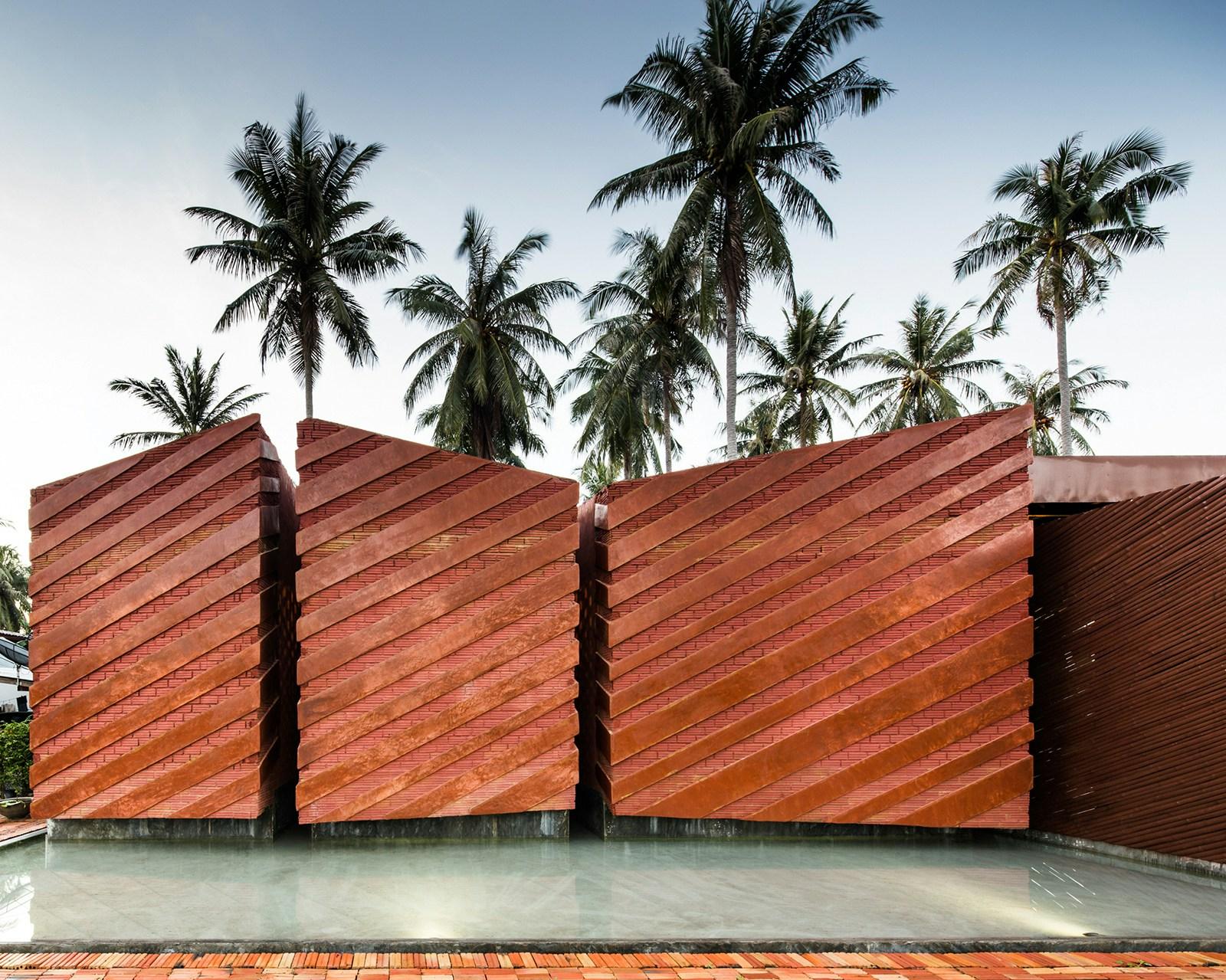 Somjai House | Coconutnoom Resort - image 13