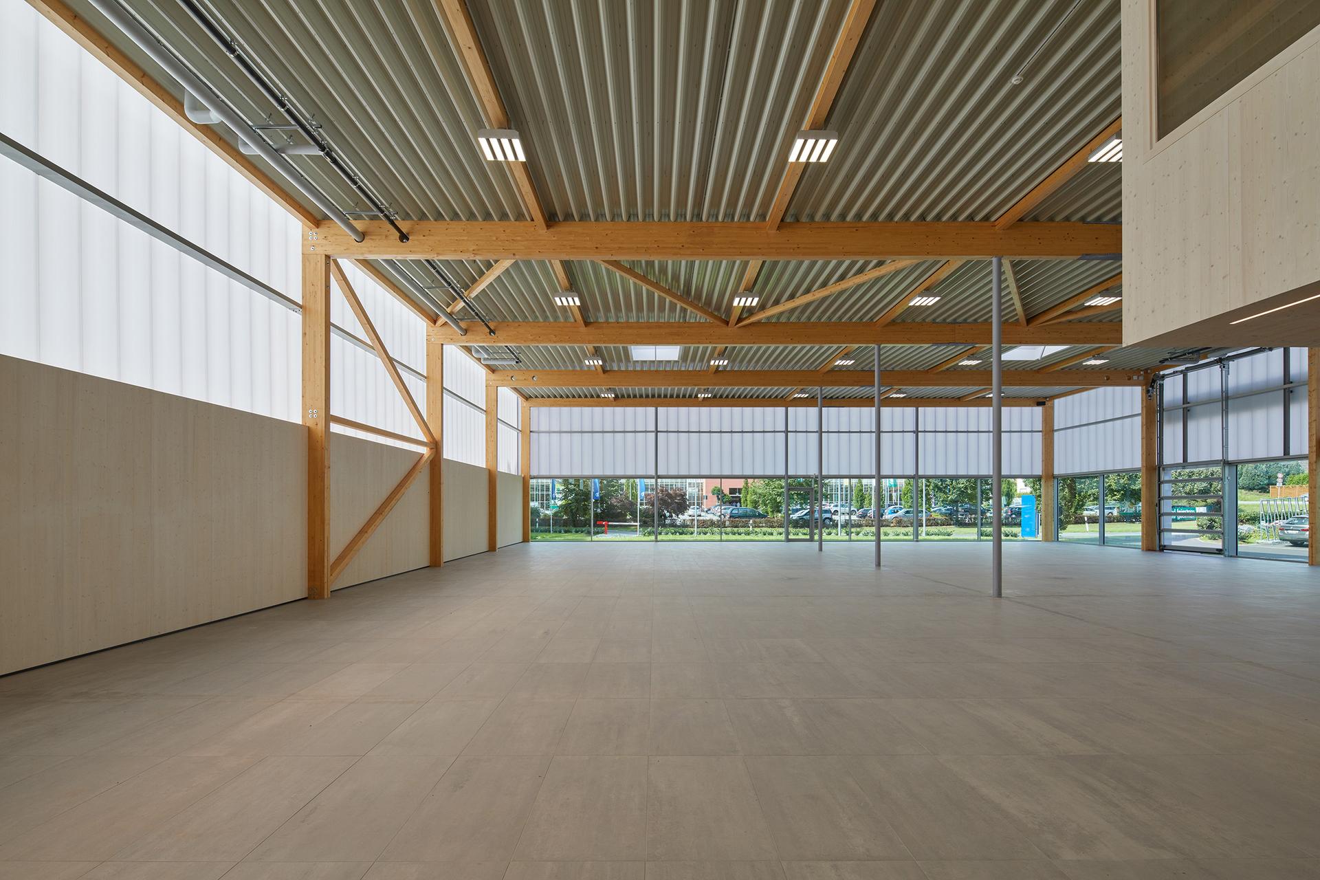 Car Showroom Halle - image 8