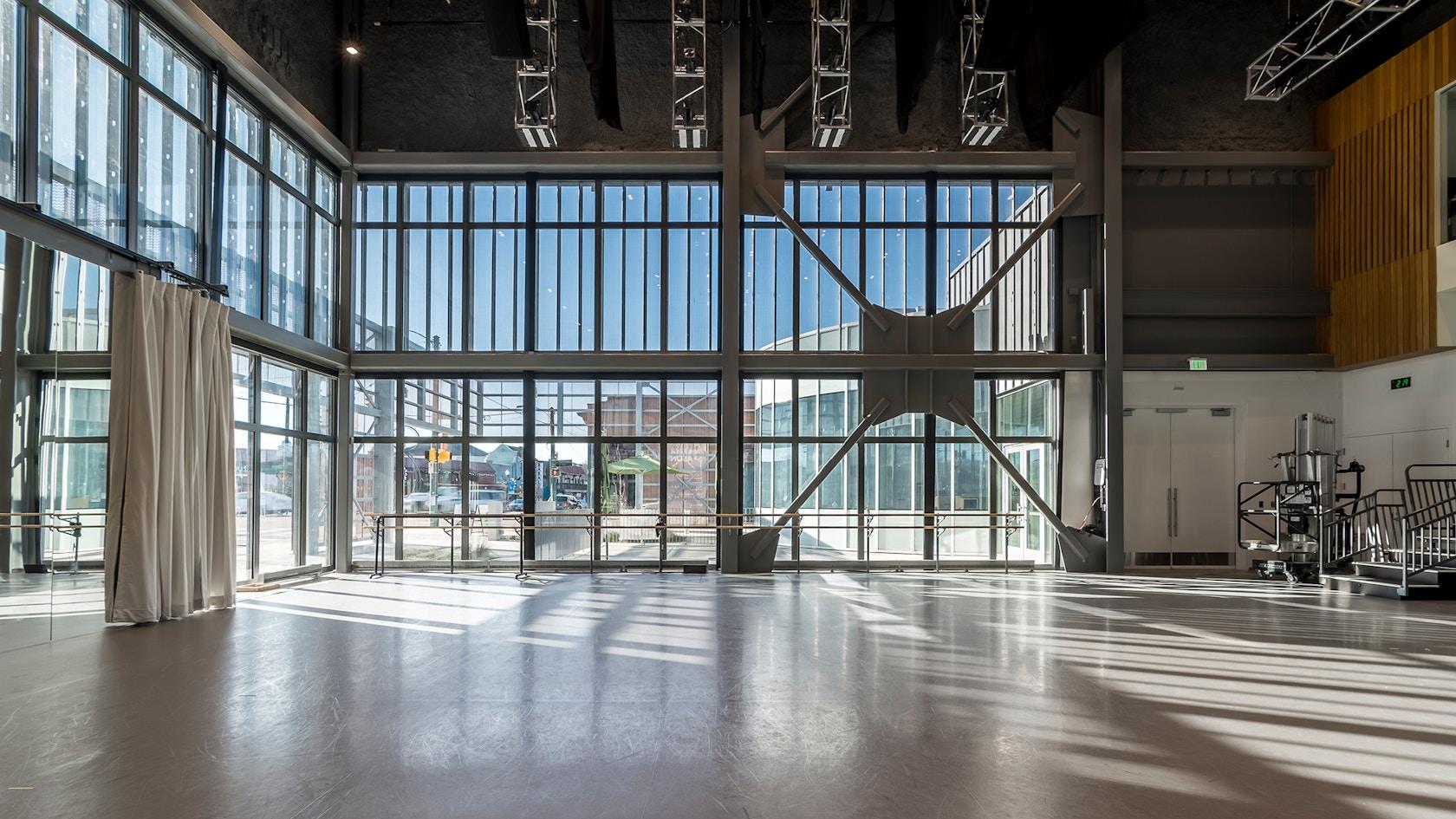 Ballet Memphis - image 43