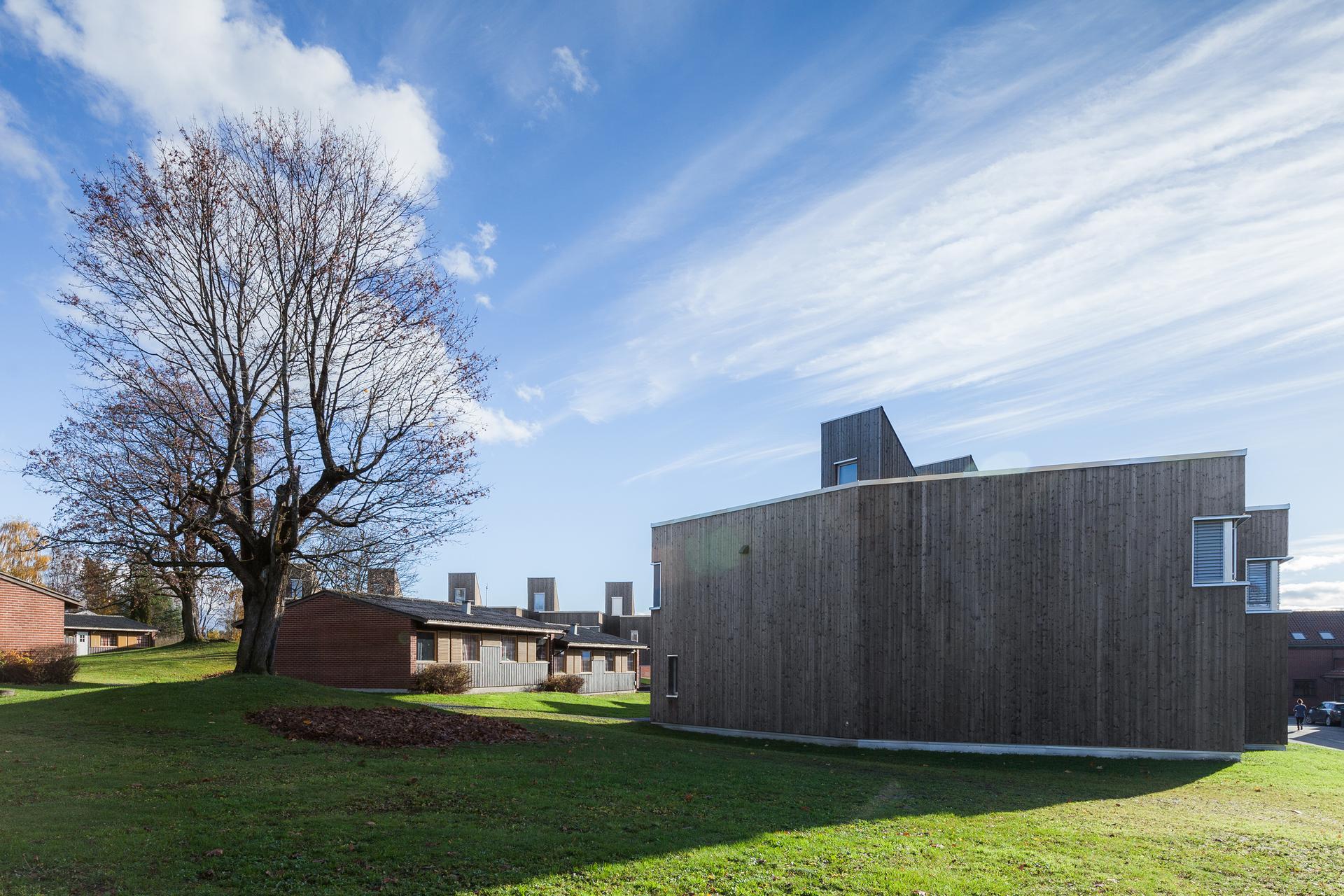Toneheim Folkehøyskole - image 13