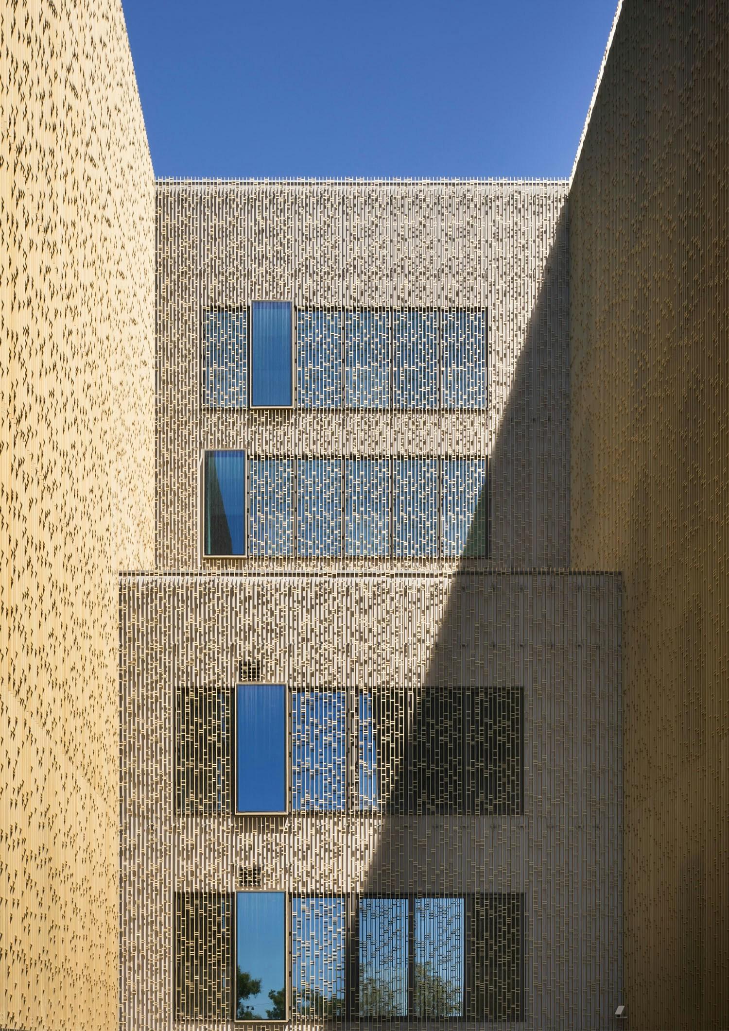 Palace of Justice - image 7