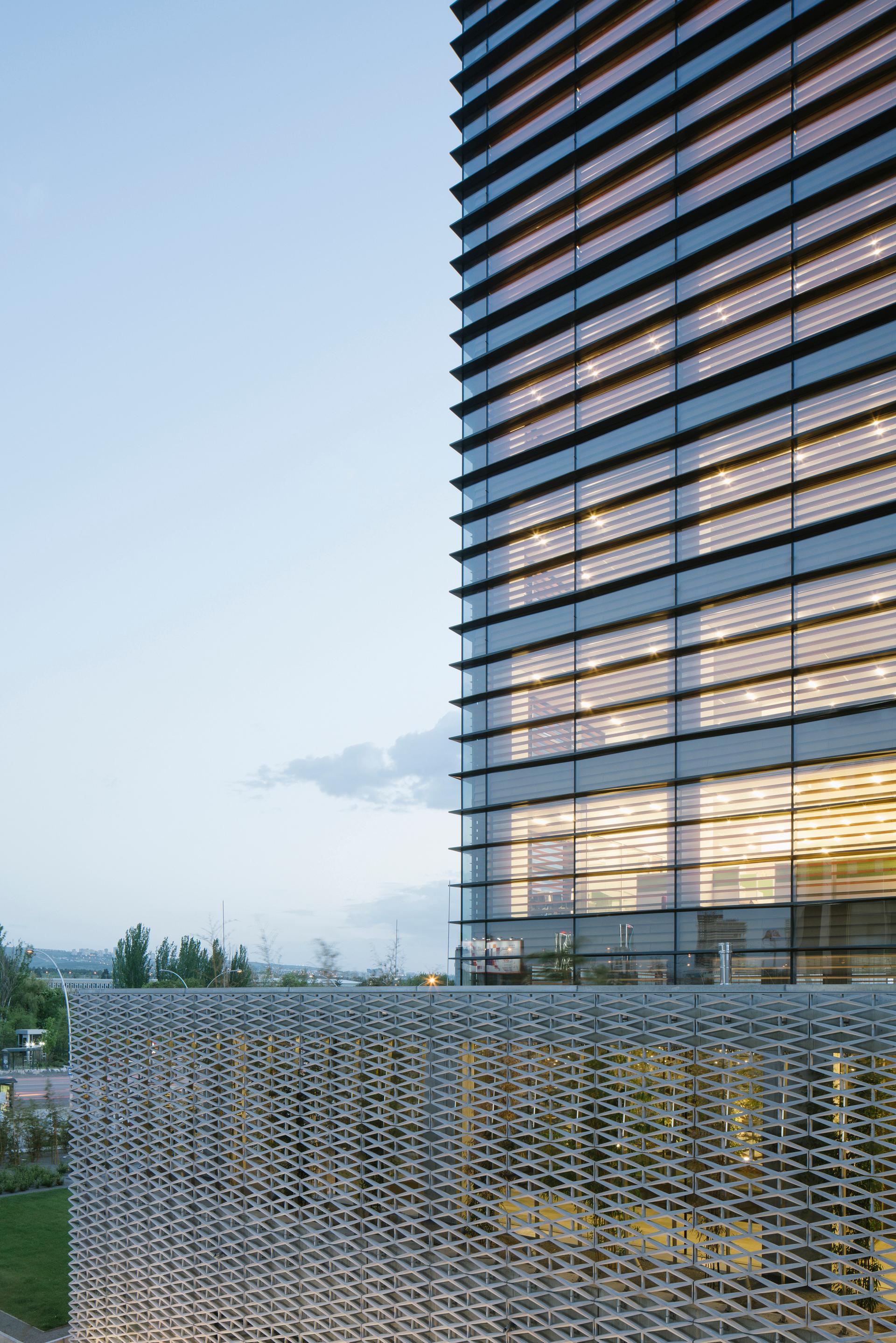 Ankara Tower - image 11