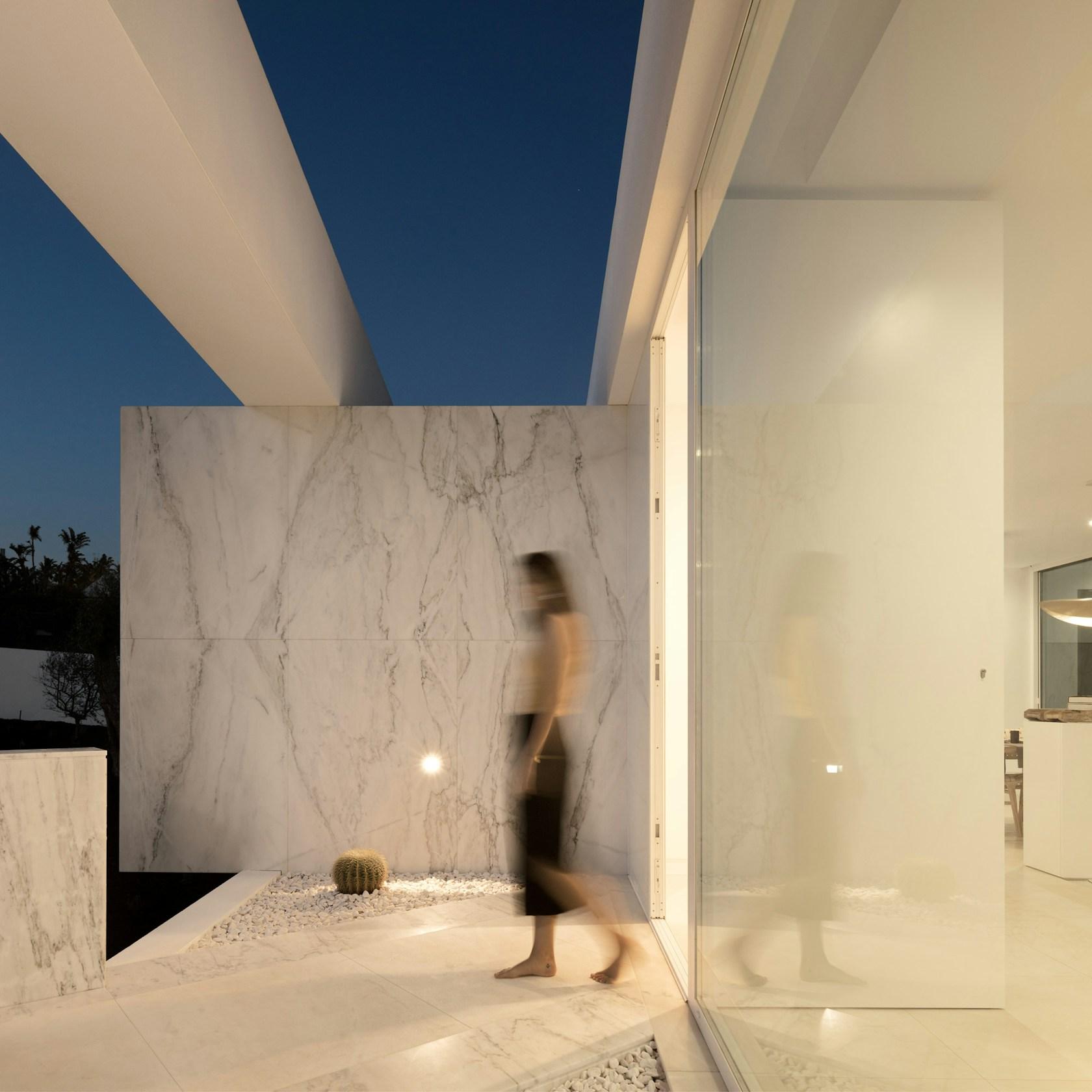Carrara House - image 8