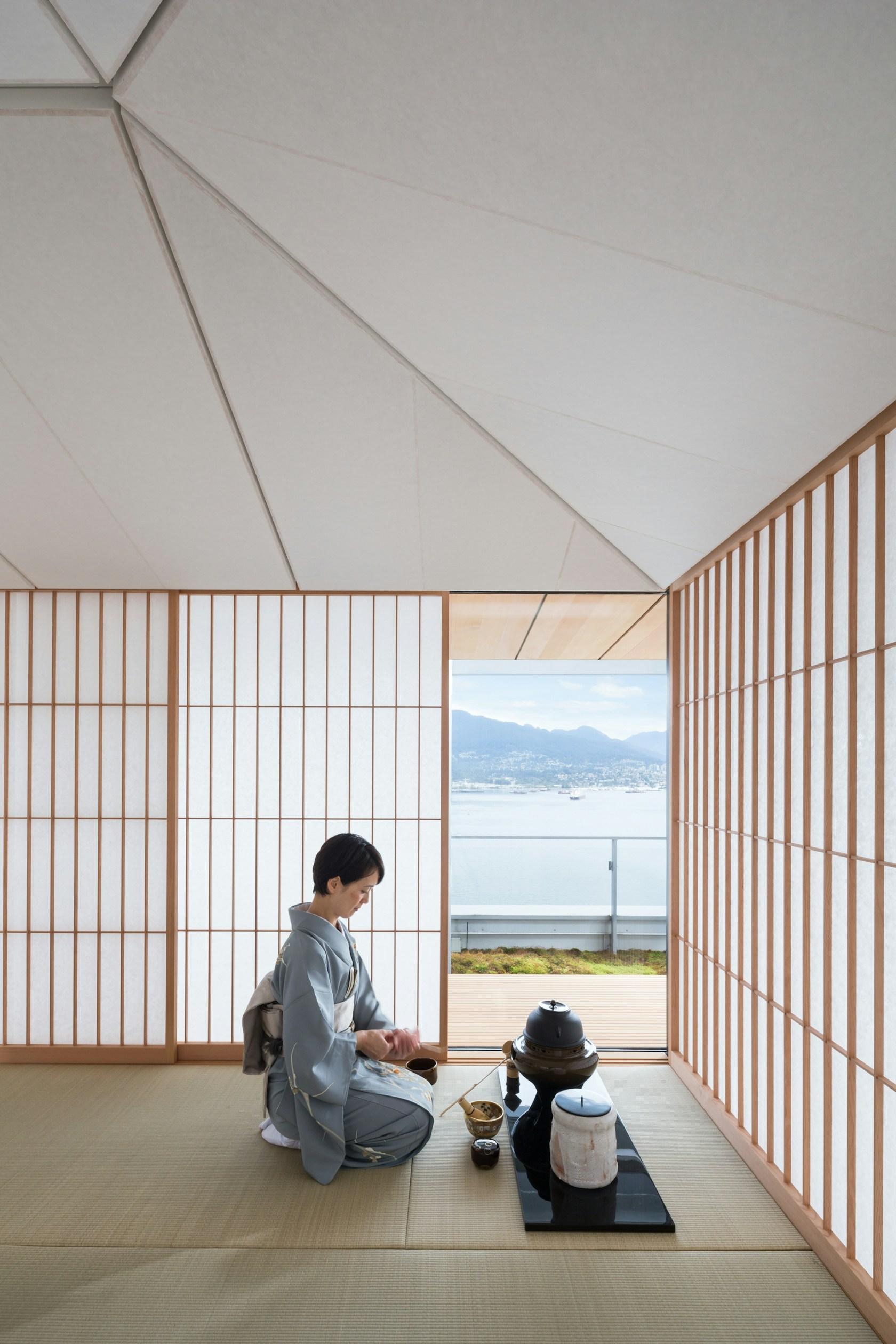 Teahouse in Coal Harbour - image 8