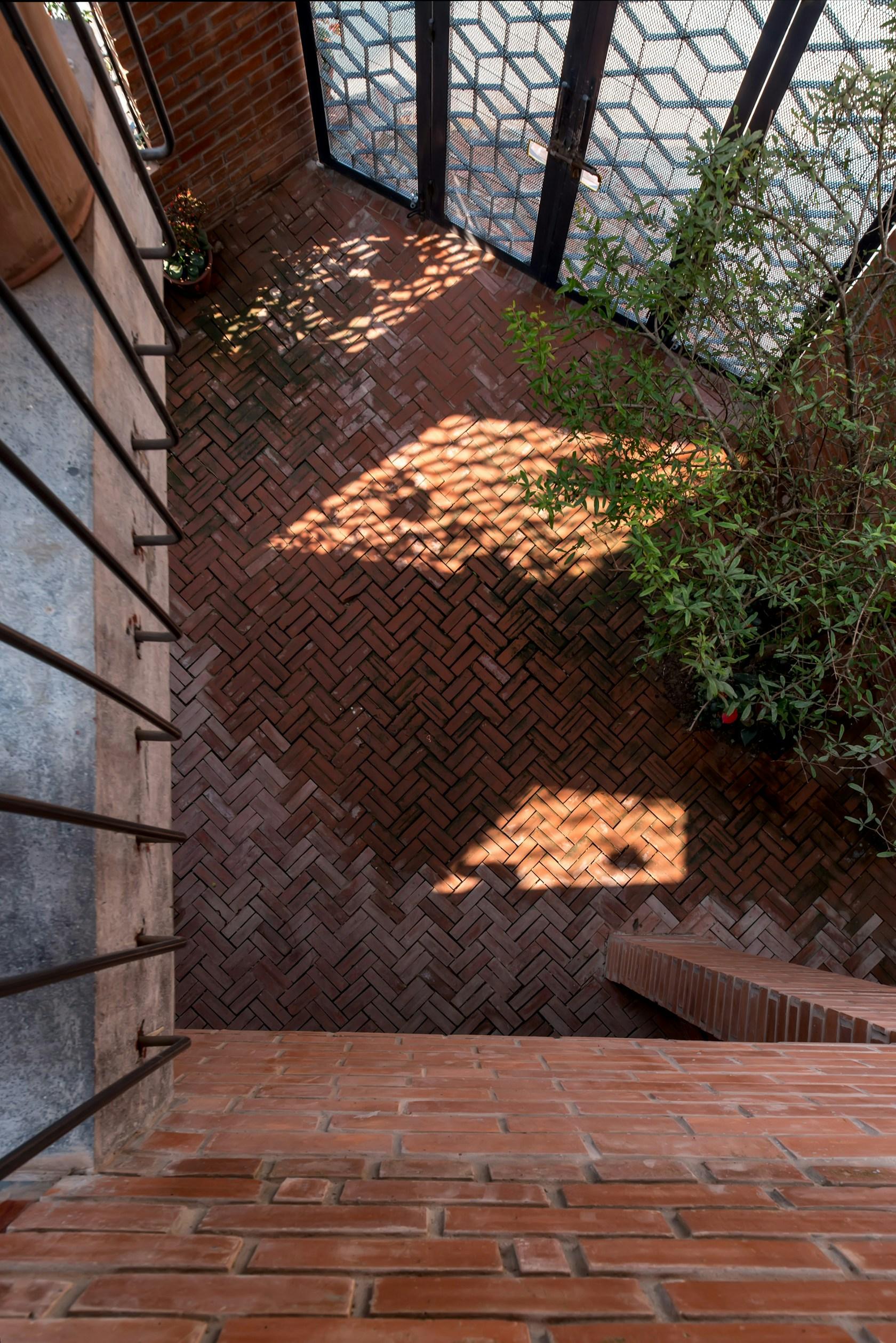 Brick Cave - image 19