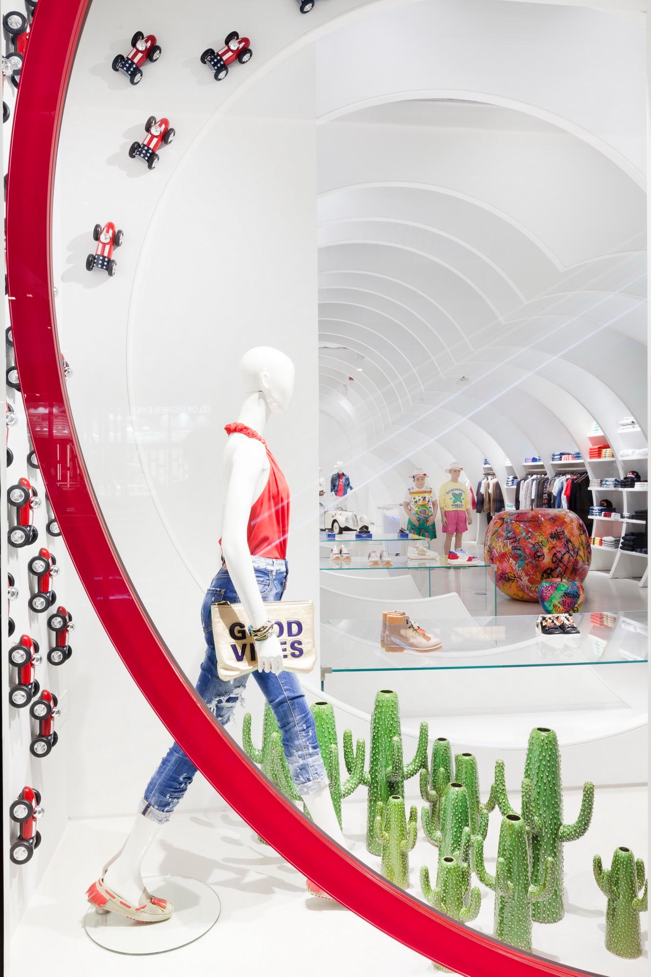 CONCEPT STORE IN MIAMI - image 4