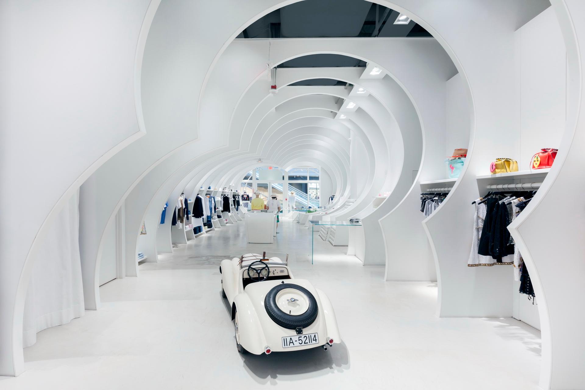 CONCEPT STORE IN MIAMI - image 9