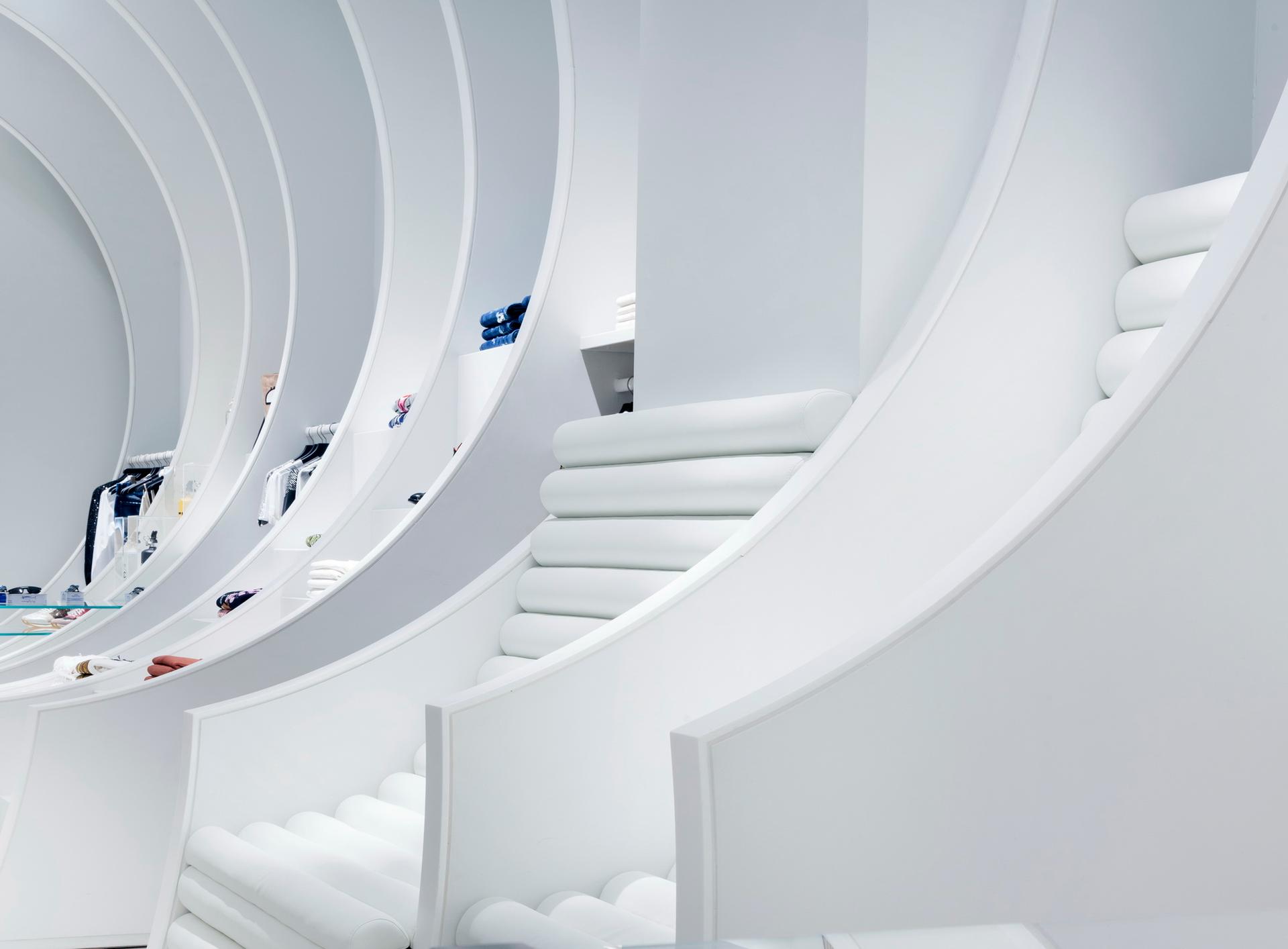 CONCEPT STORE IN MIAMI - image 13
