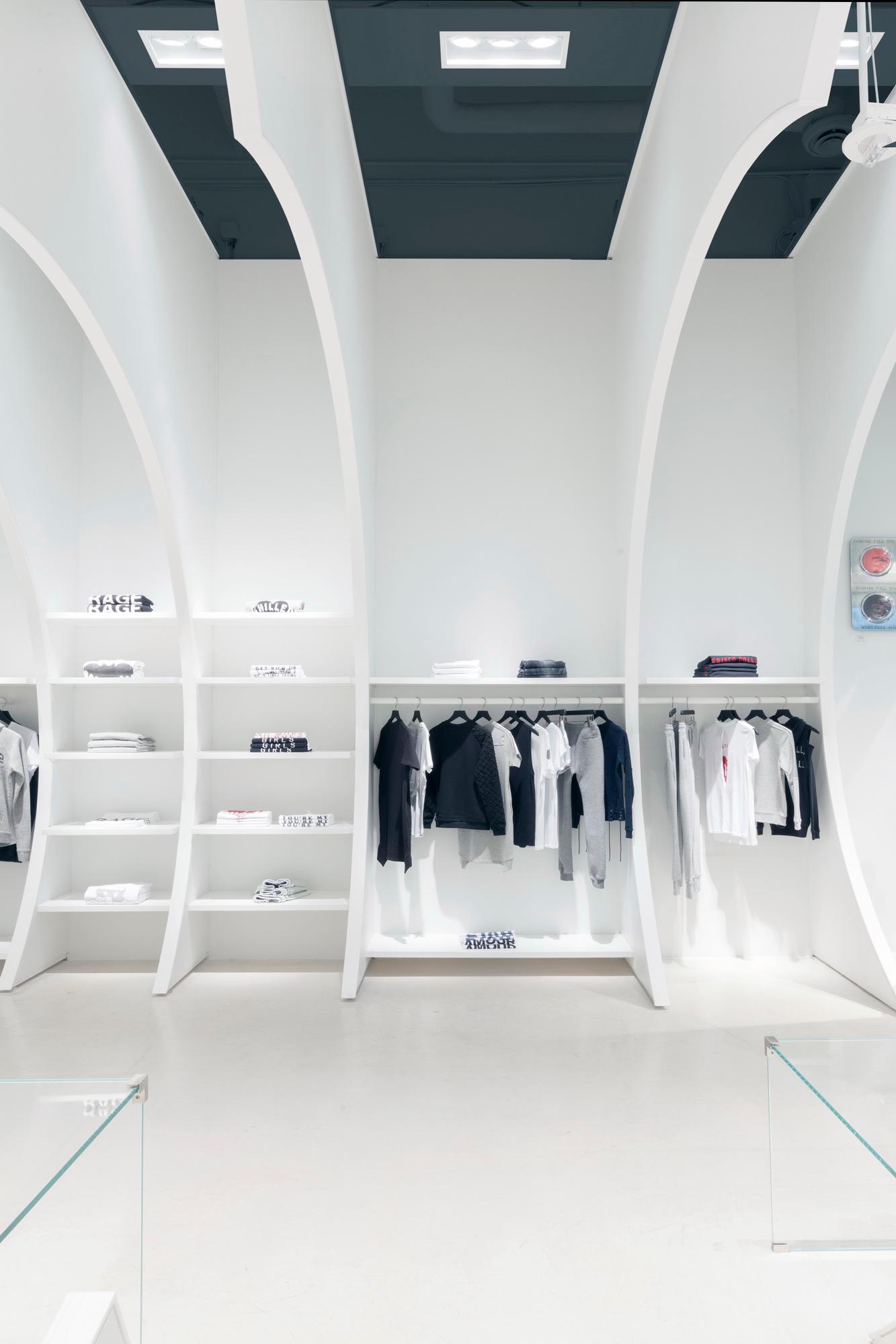 CONCEPT STORE IN MIAMI - image 14