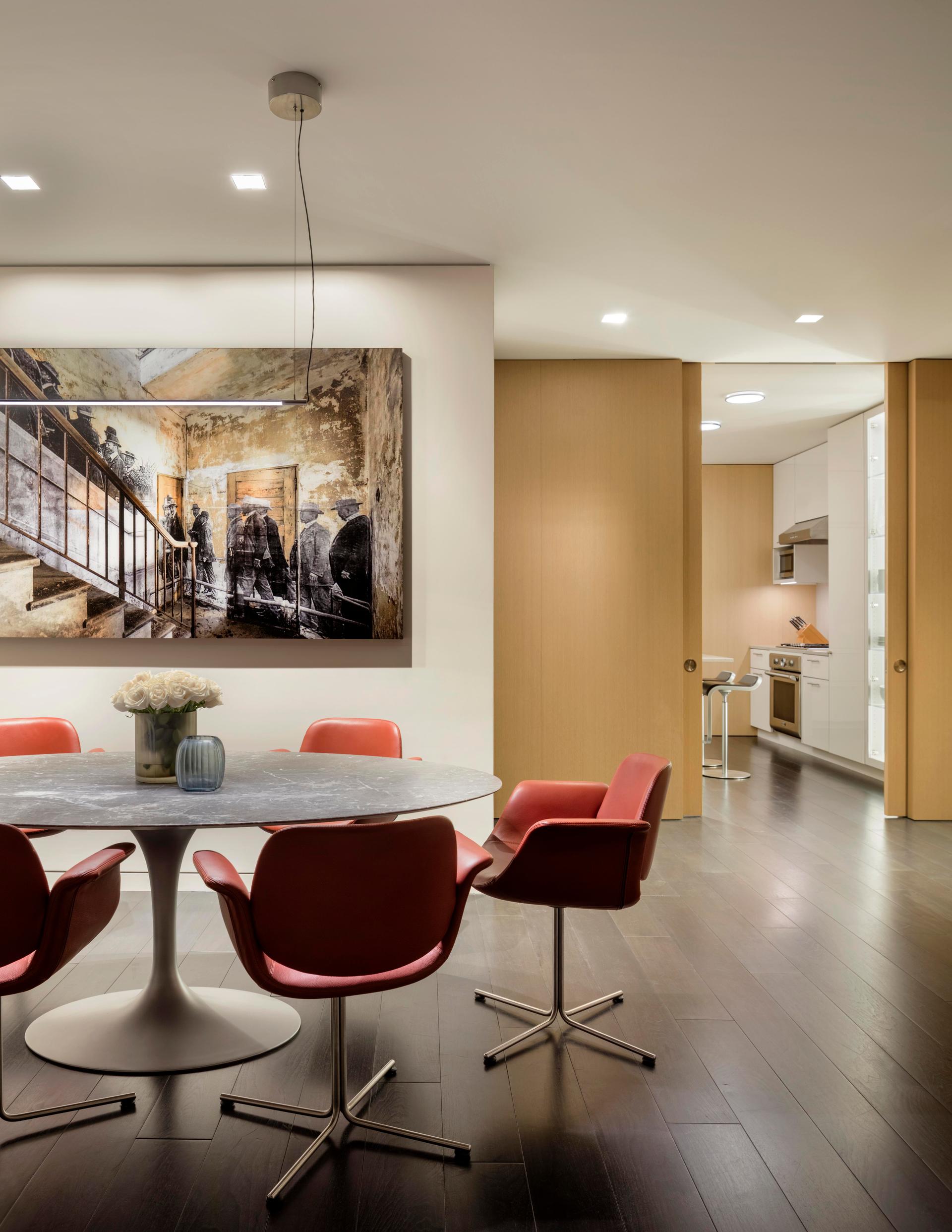 Park Avenue Pied-a-terre - image 4
