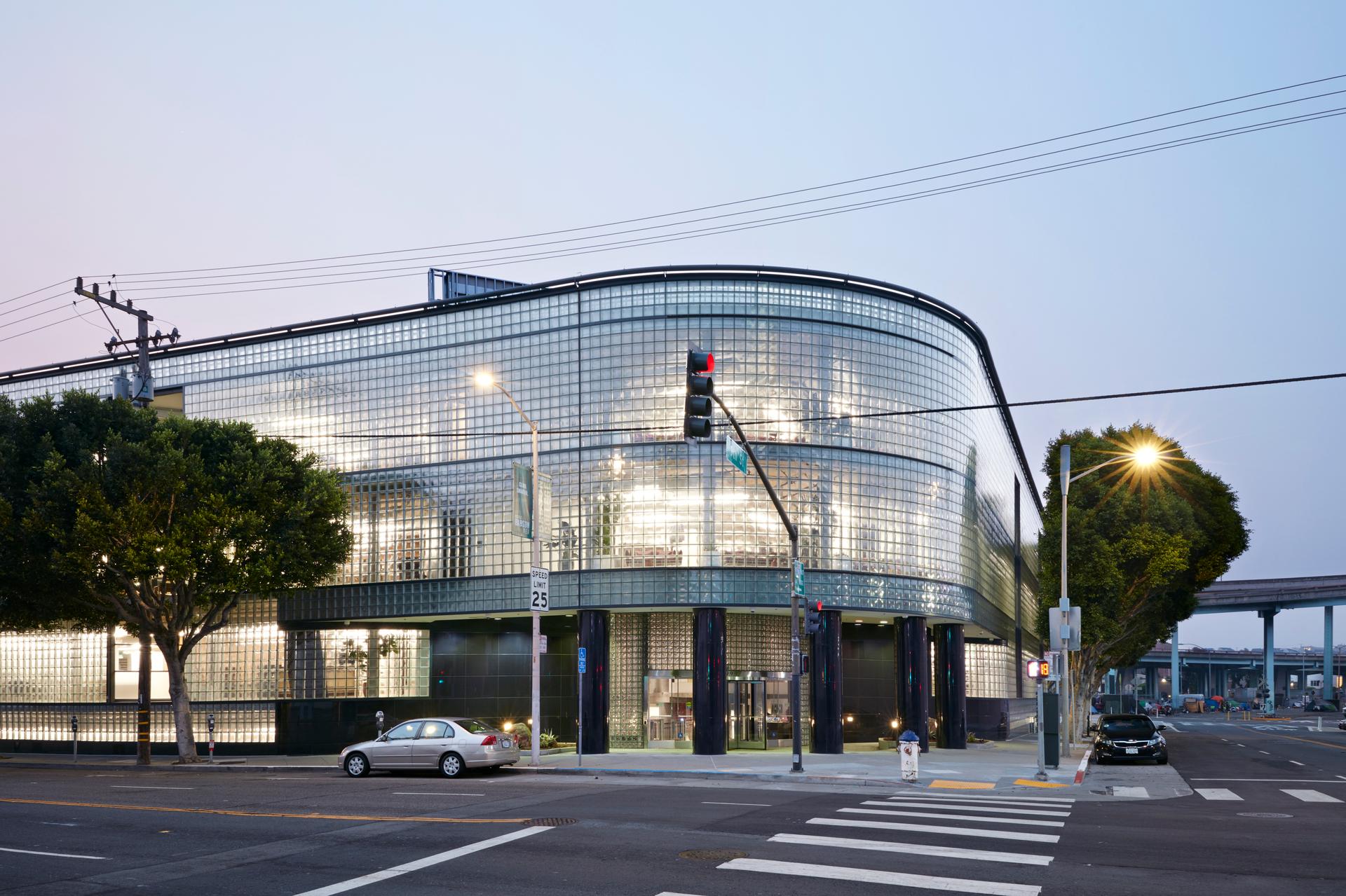 999 Brannan Street - image 11