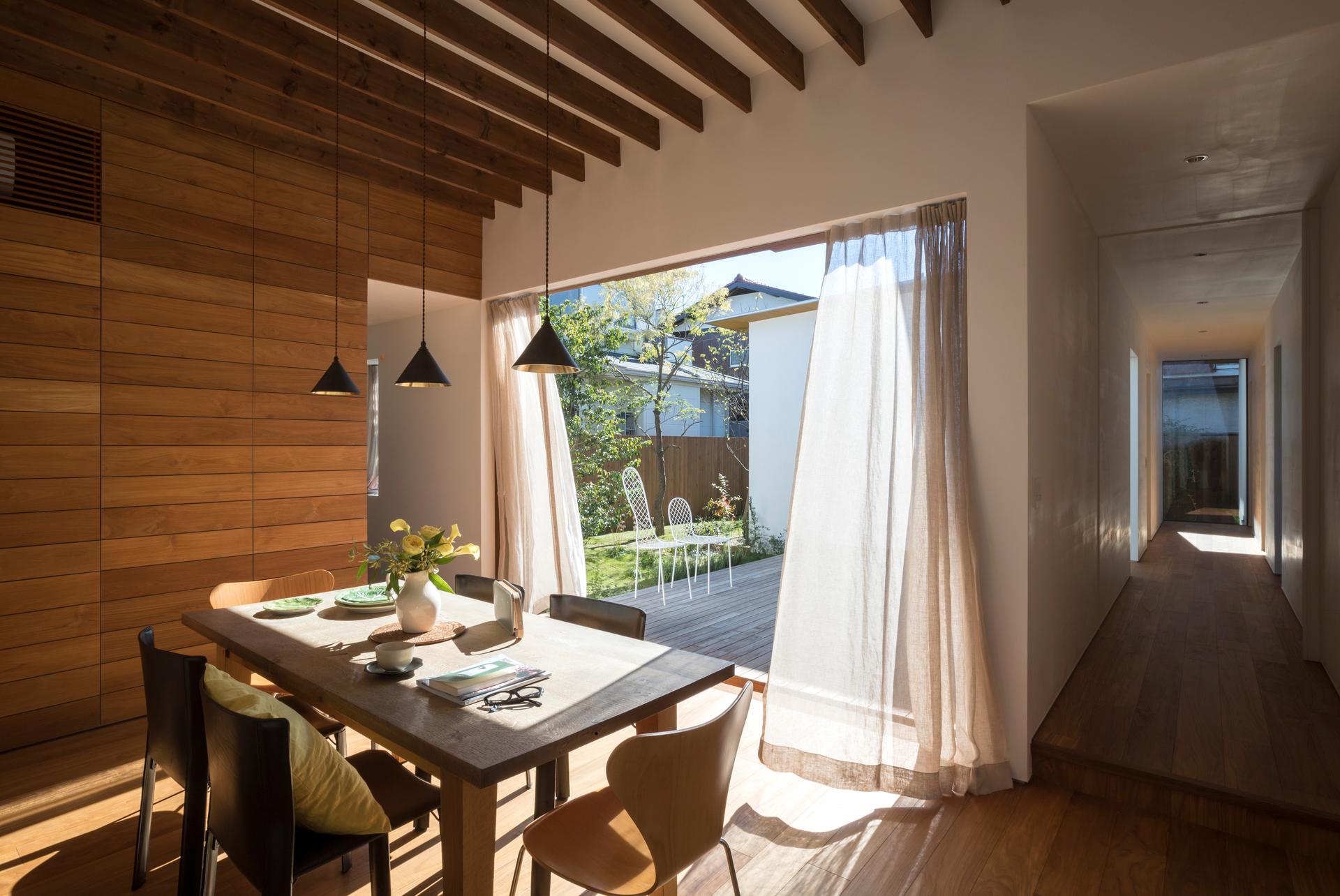 Seven Gardens House - image 5