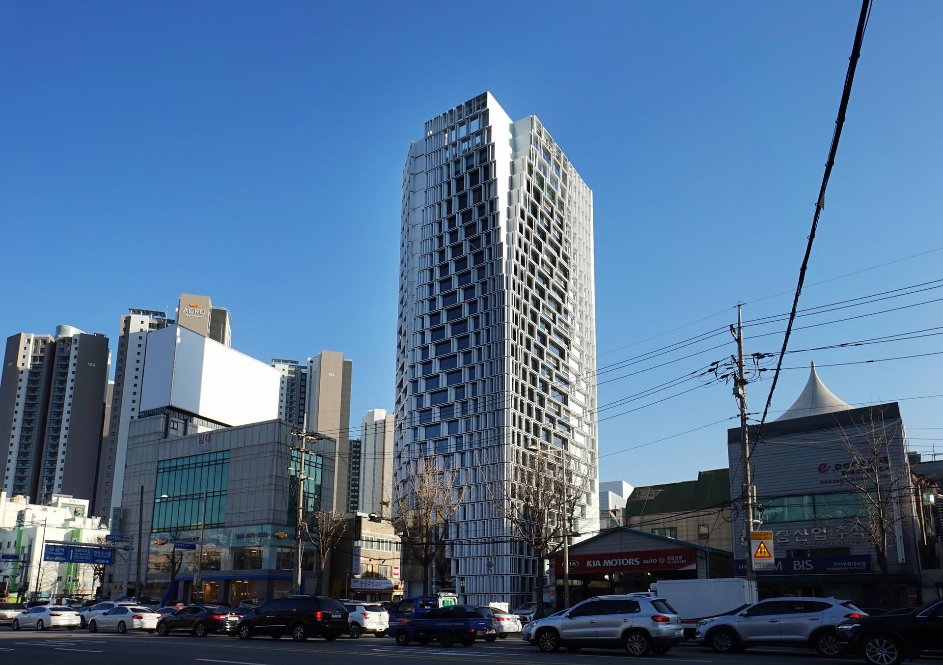 HiCC Ent. Headquarter - image 7