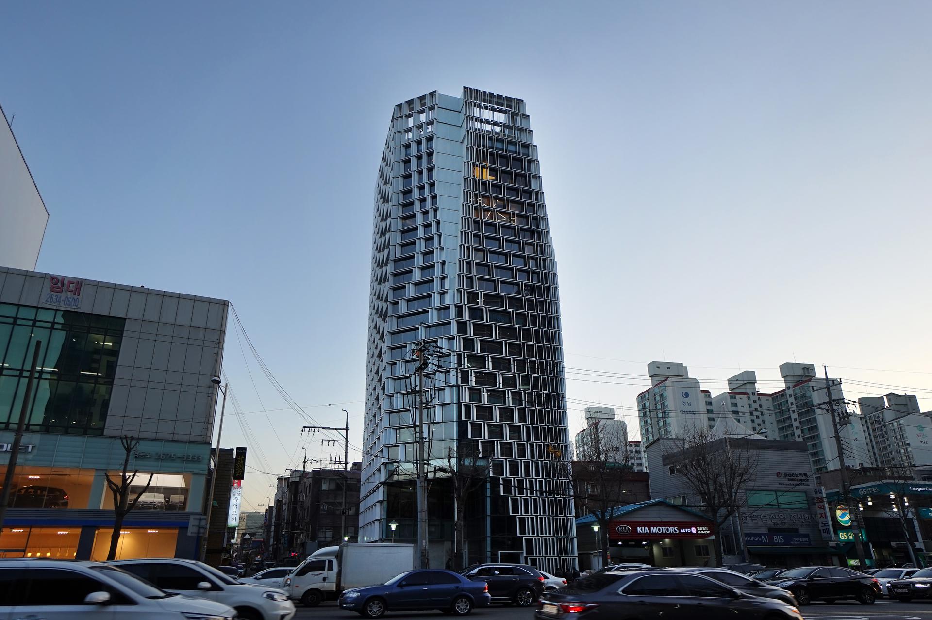 HiCC Ent. Headquarter - image 8