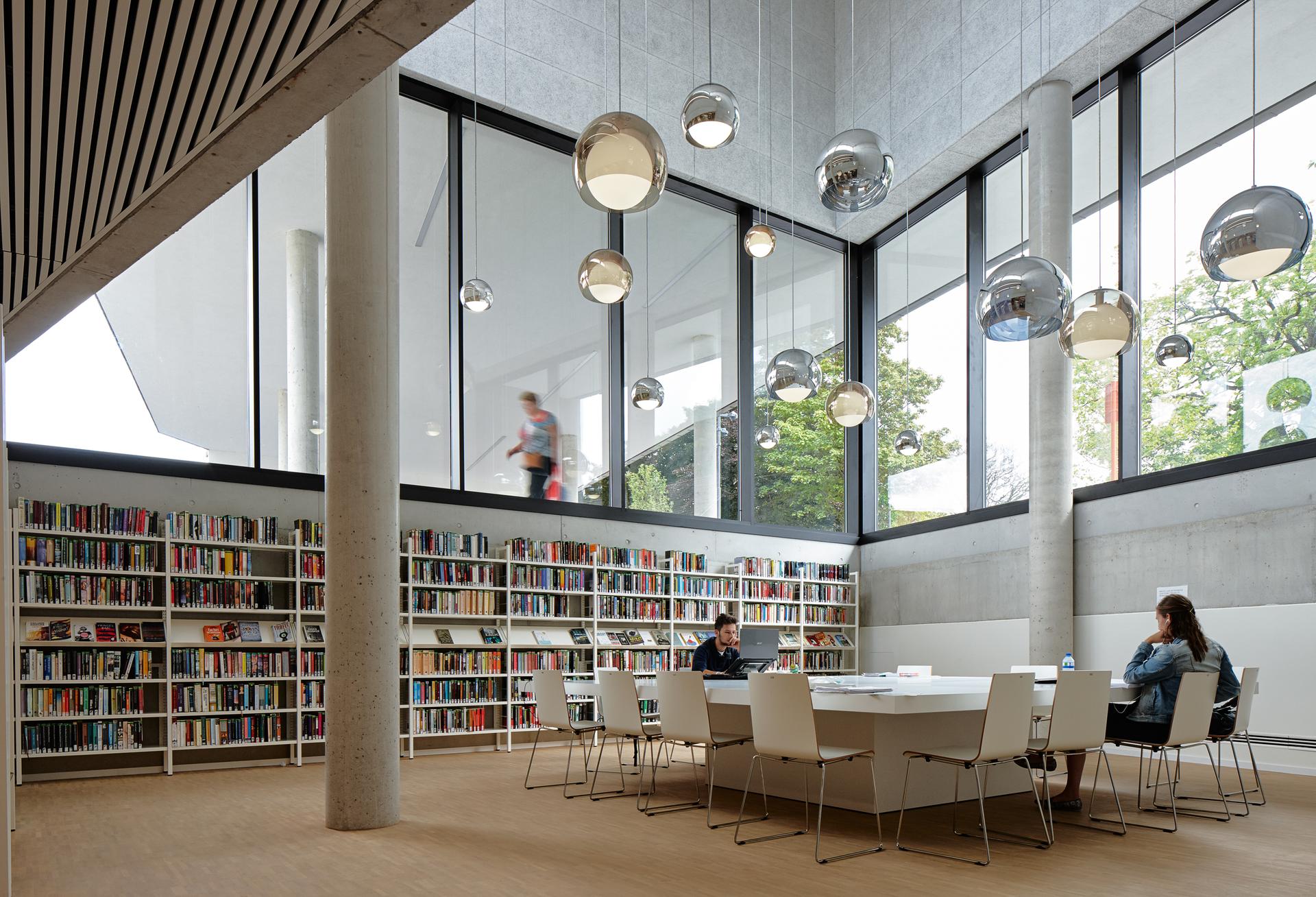 Cultural Center and Library 'De Factorij' - image 8