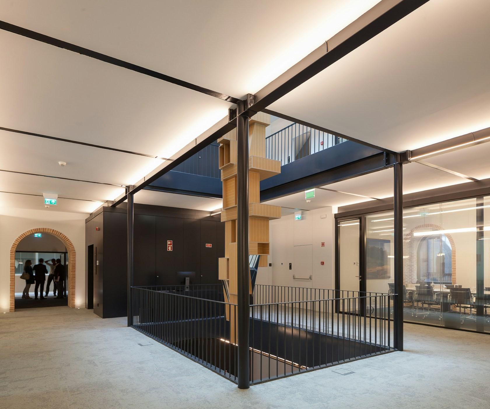 VdA - Vieira de Almeida Building and Interiors - image 18