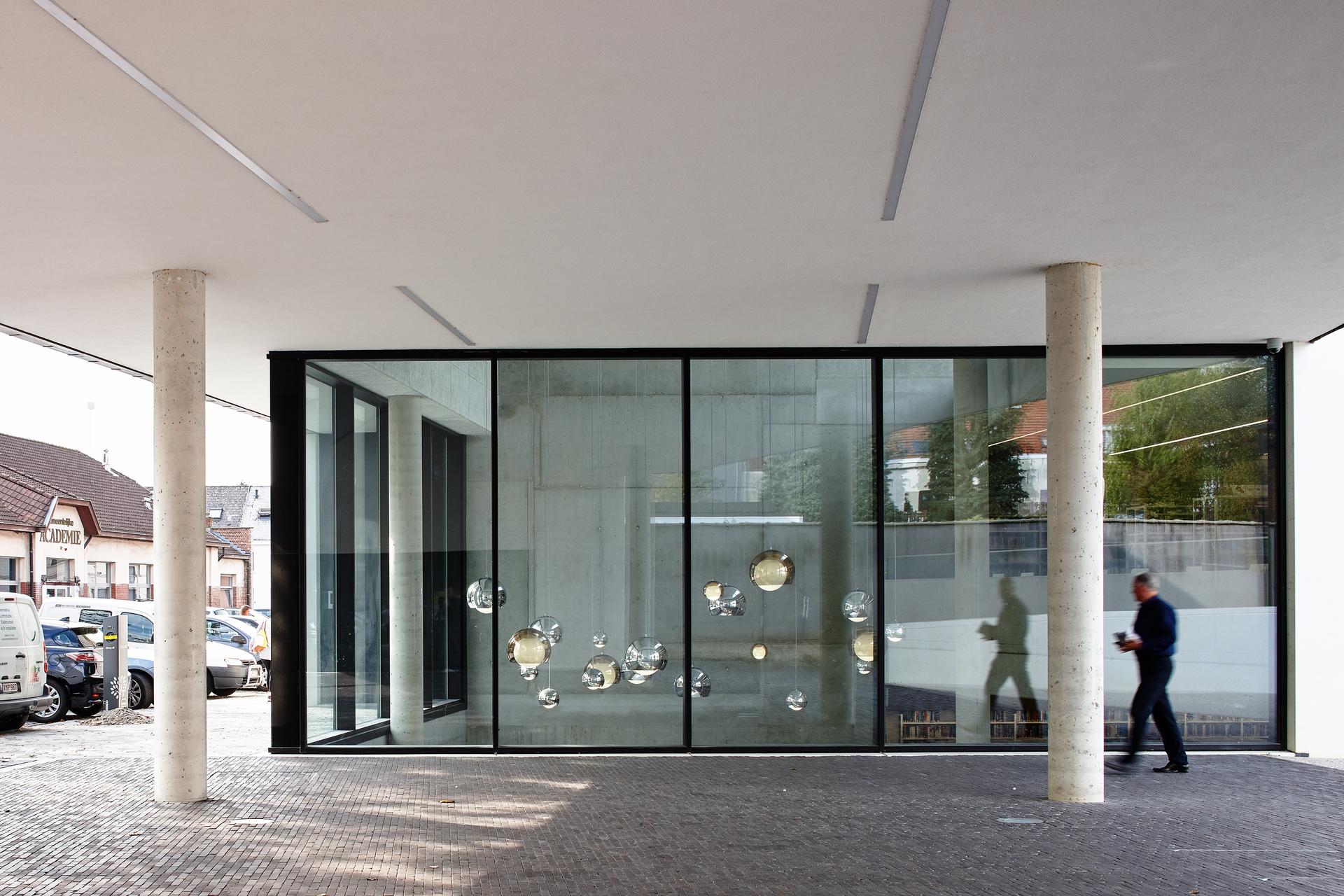 Cultural Center and Library 'De Factorij' - image 7
