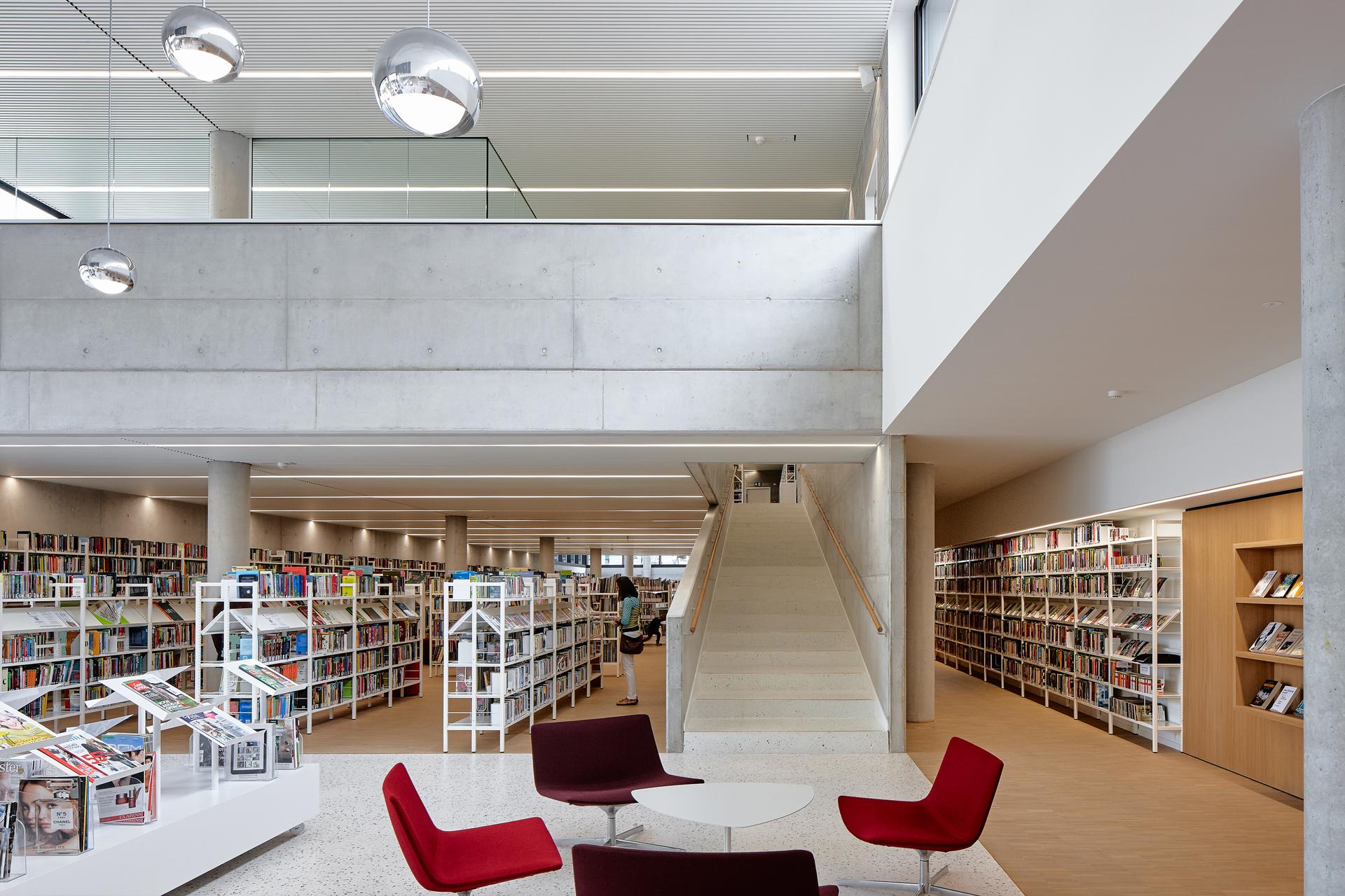 Cultural Center and Library 'De Factorij' - image 9