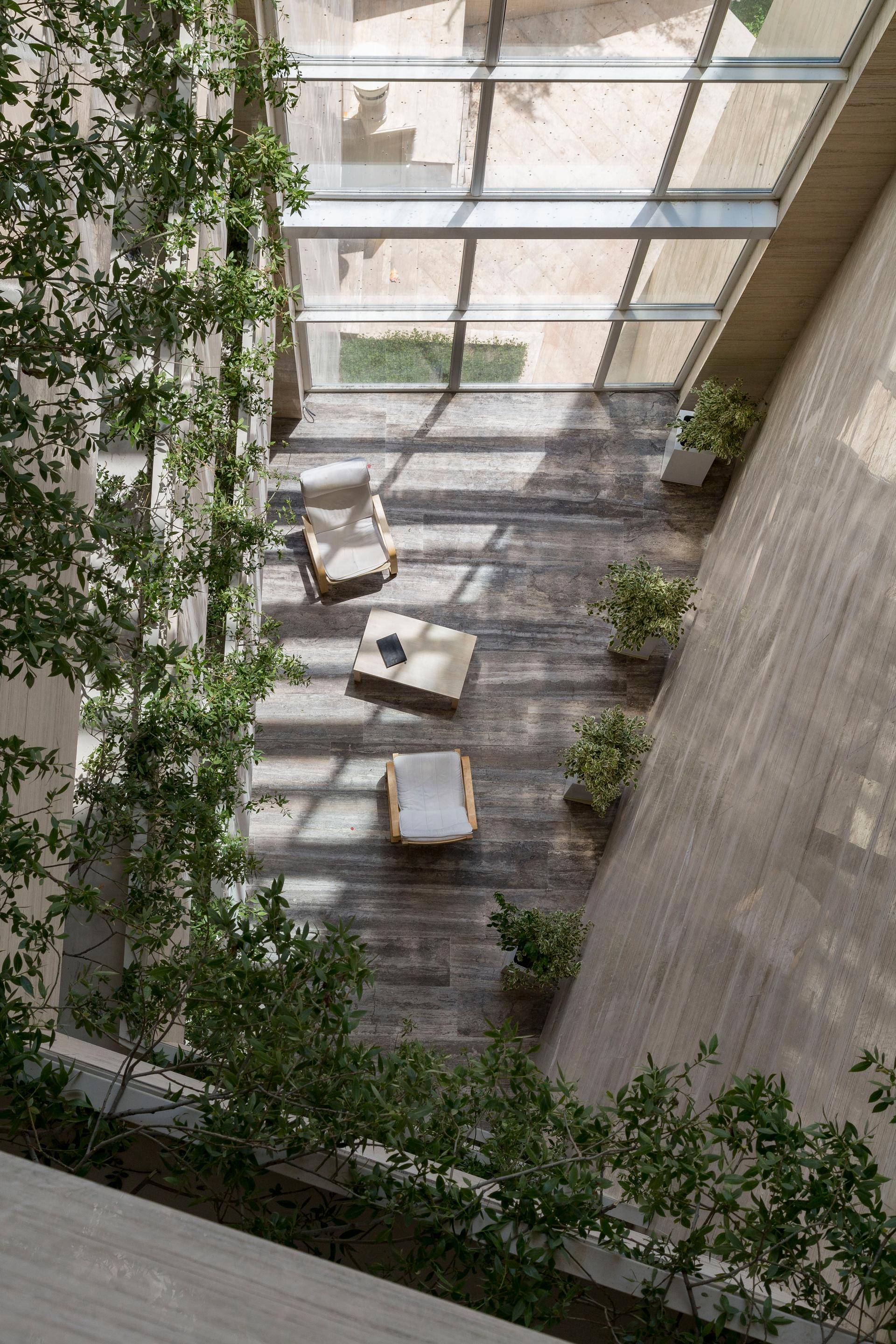 Meygoun Residential Complex - image 2