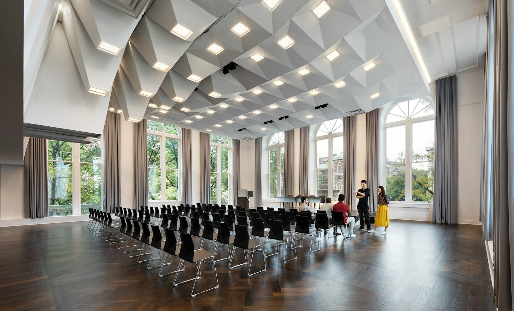 Joseph D. Jamail Lecture Hall - image 3