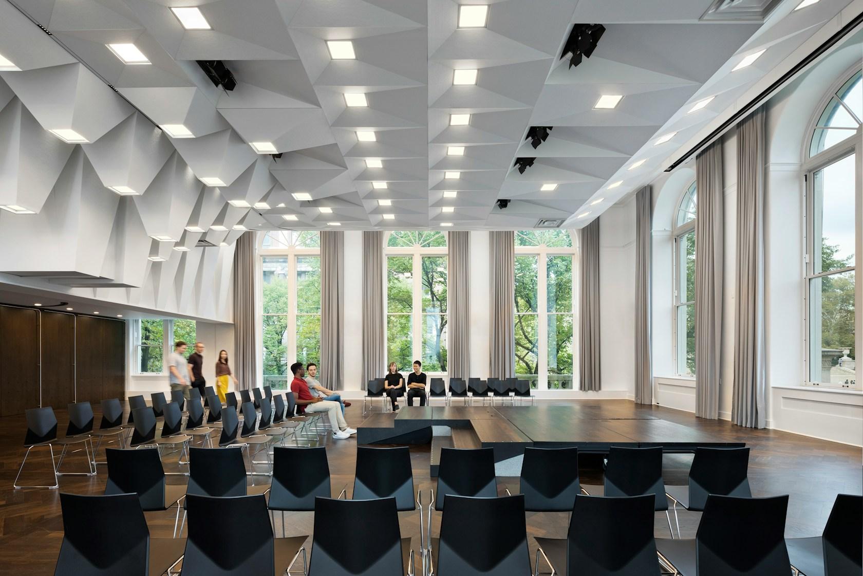 Joseph D. Jamail Lecture Hall - image 6