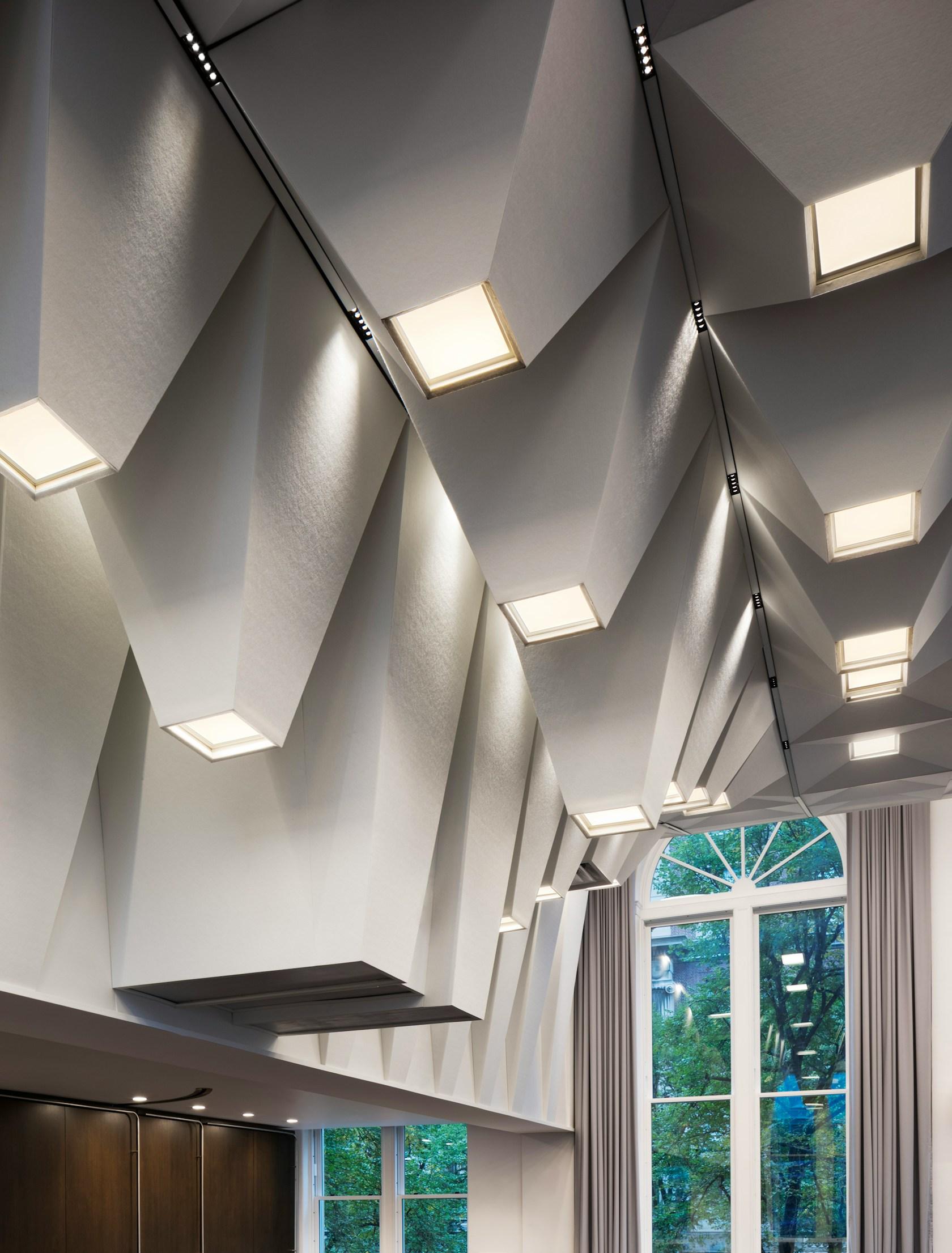 Joseph D. Jamail Lecture Hall - image 7