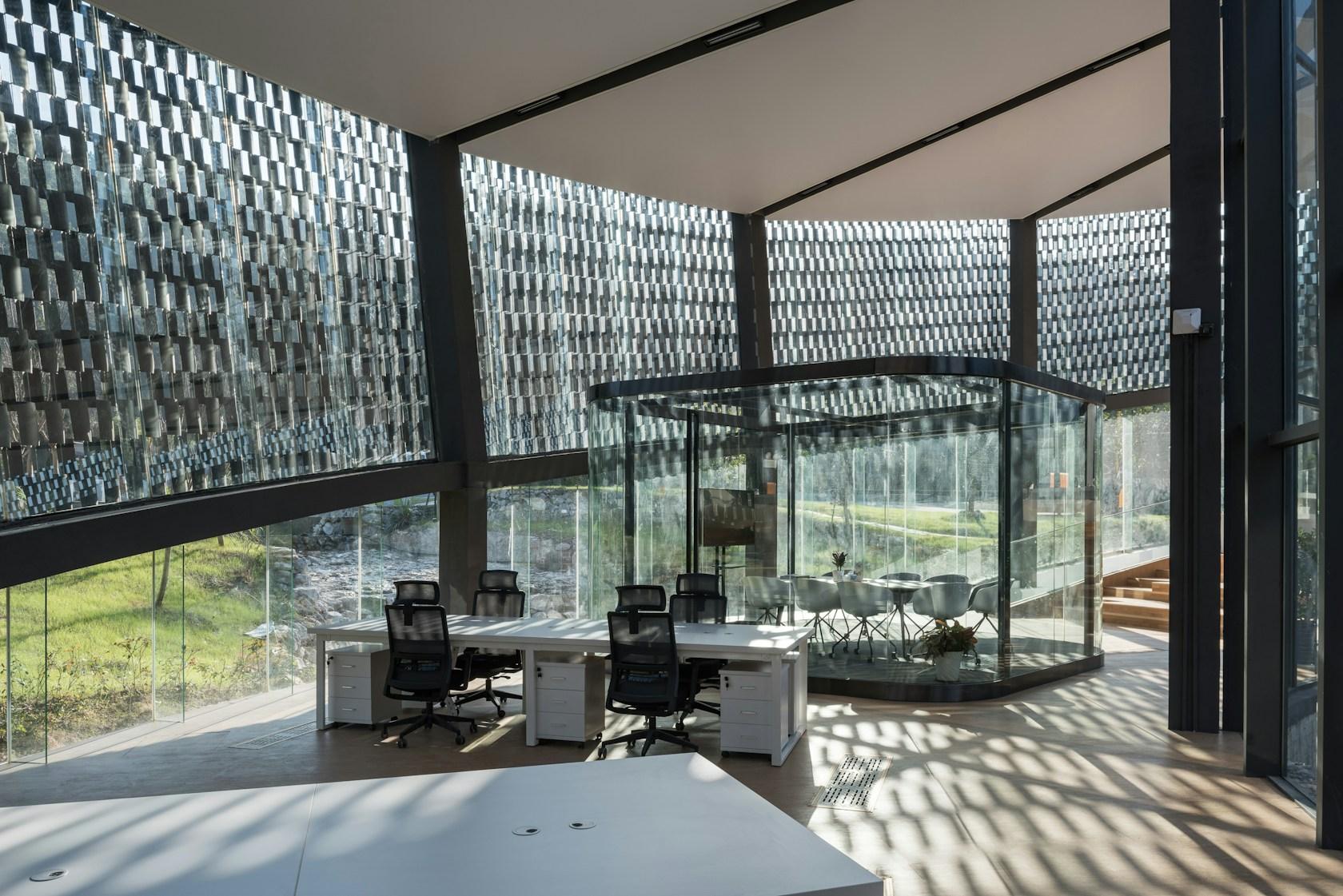 Sanbaopeng LKKER Jingdezhen Ceramic Design Center - image 6