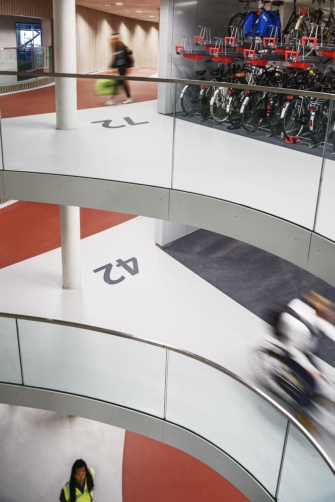 The World’s Biggest Bicycle Parking - image 4