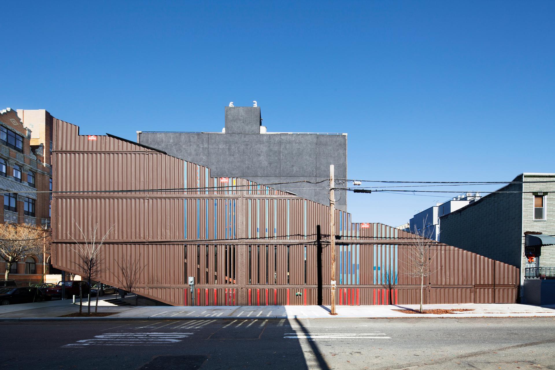 CARROLL HOUSE - image 2