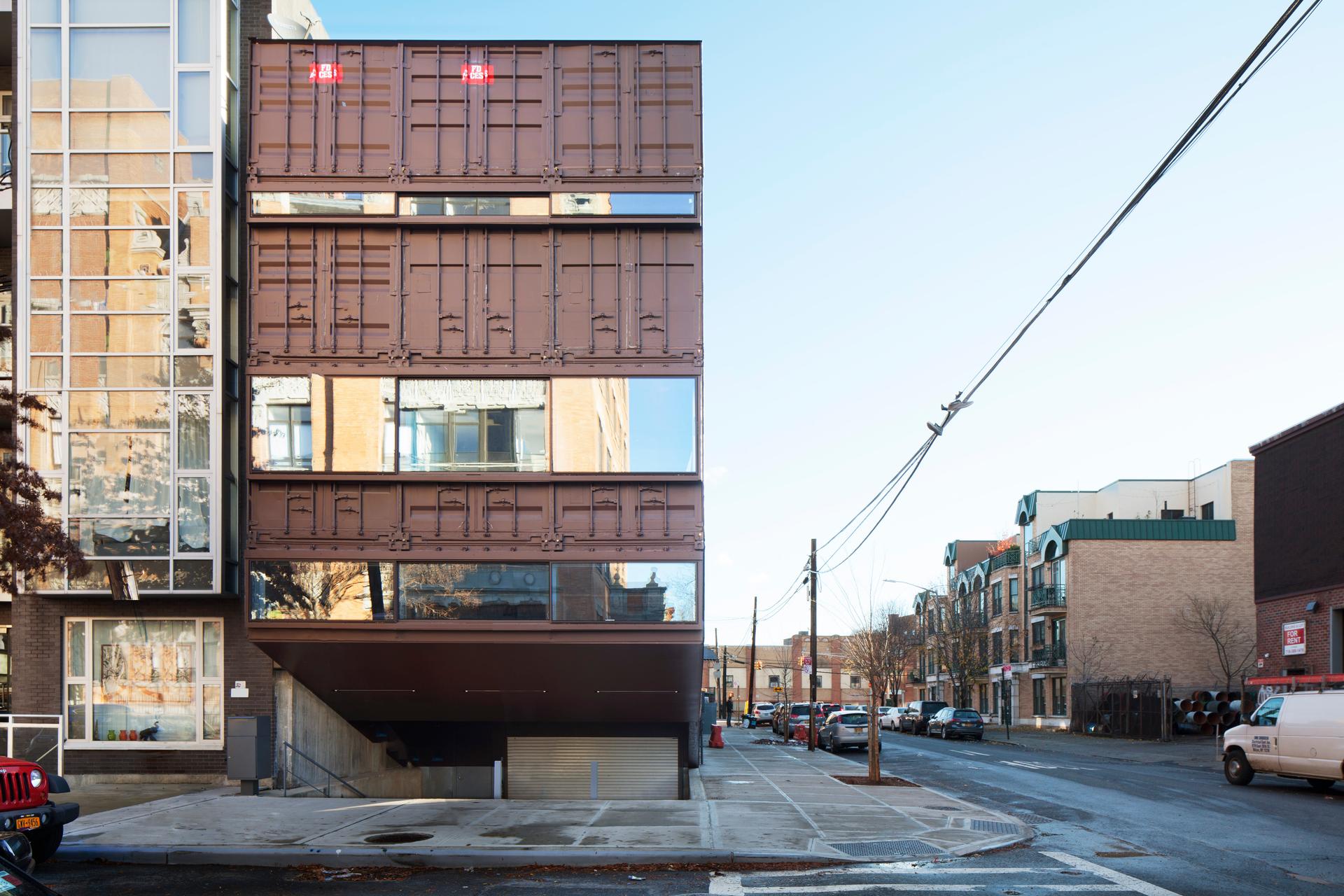 CARROLL HOUSE - image 3