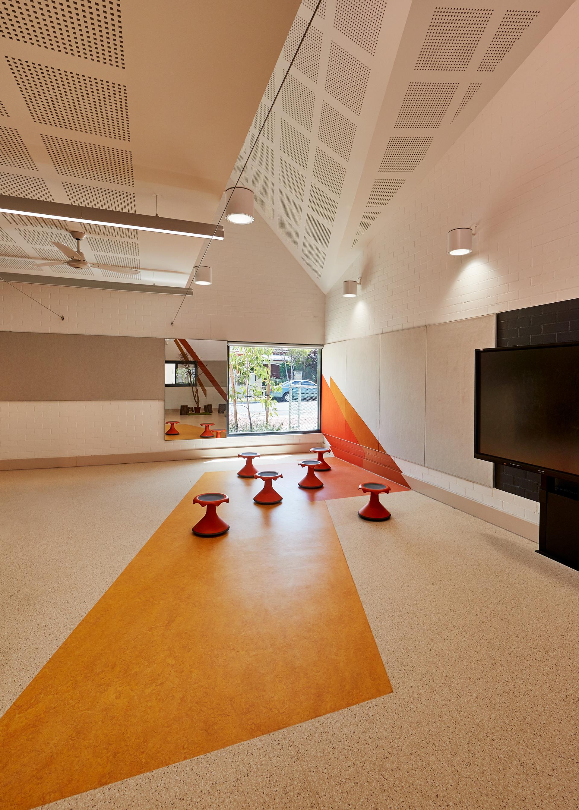 Highgate Primary School New Teaching Spaces - image 10
