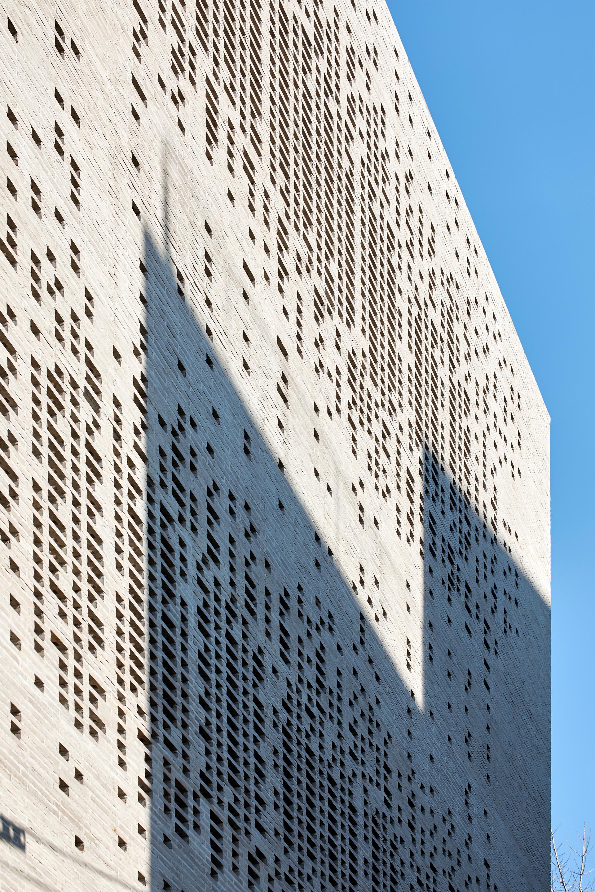 Celine Flagship Building Cheongdam - image 6