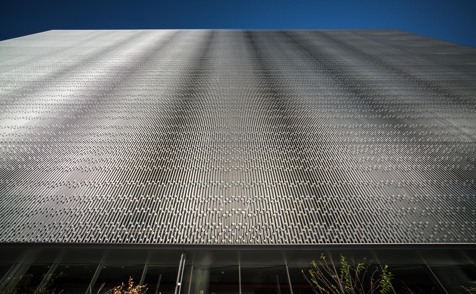 YKK80 Building - image 3