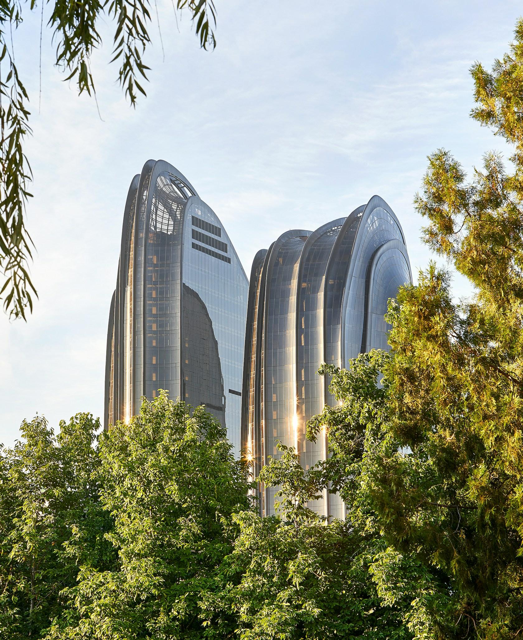 Chaoyang Park Plaza - image 4