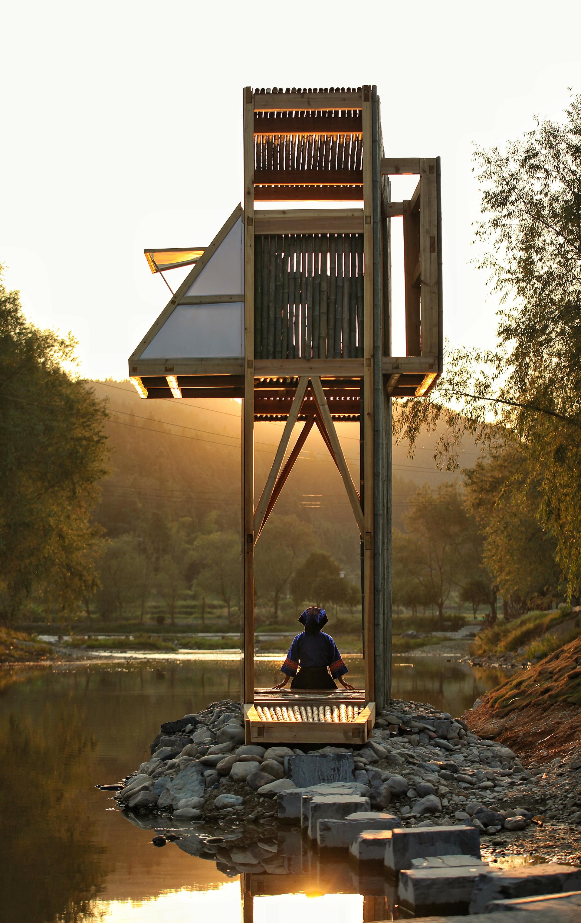 Mirrored Sight Shelter - image 6