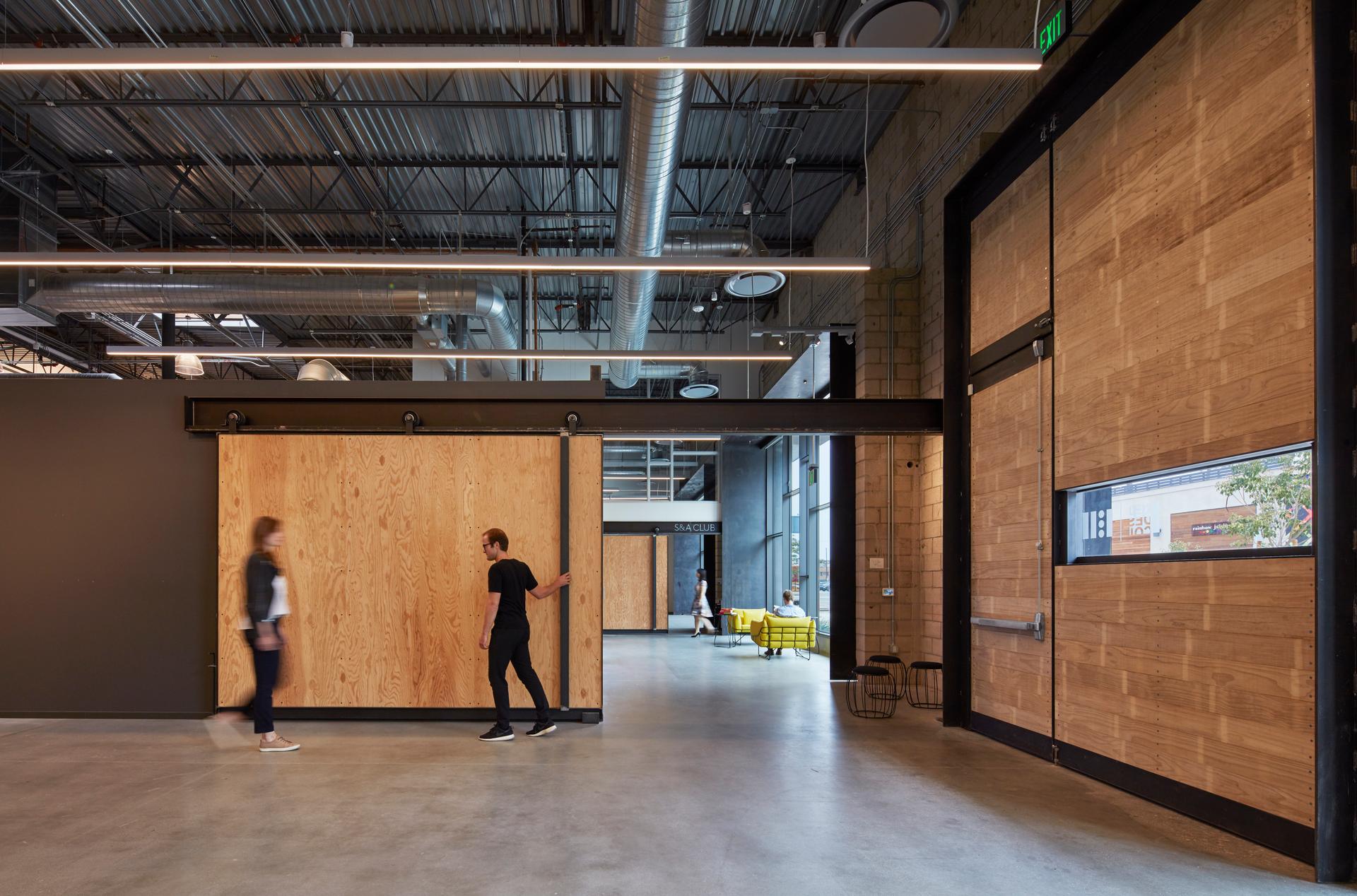 RDC-S111 Urban Office - image 4