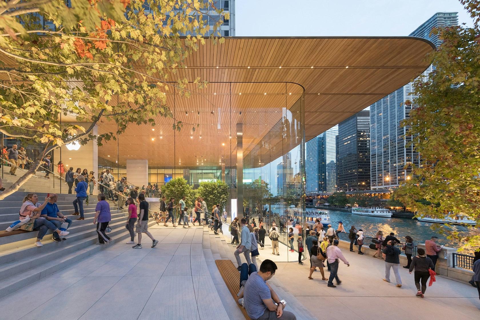 Apple Michigan Avenue