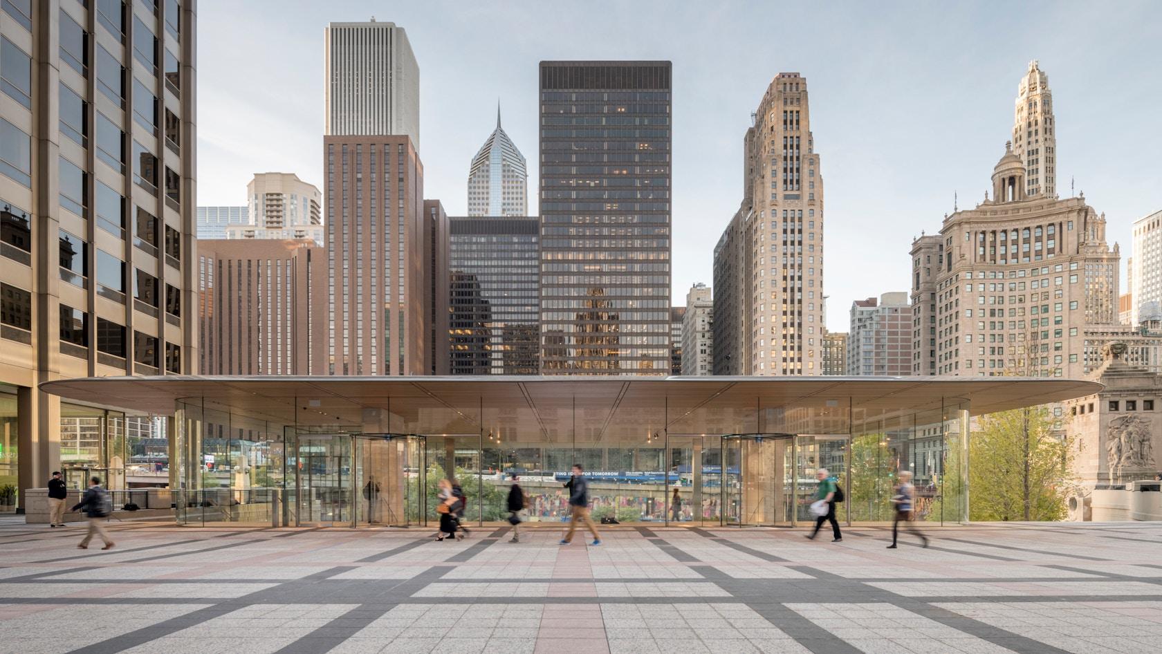 Apple Michigan Avenue - image 4