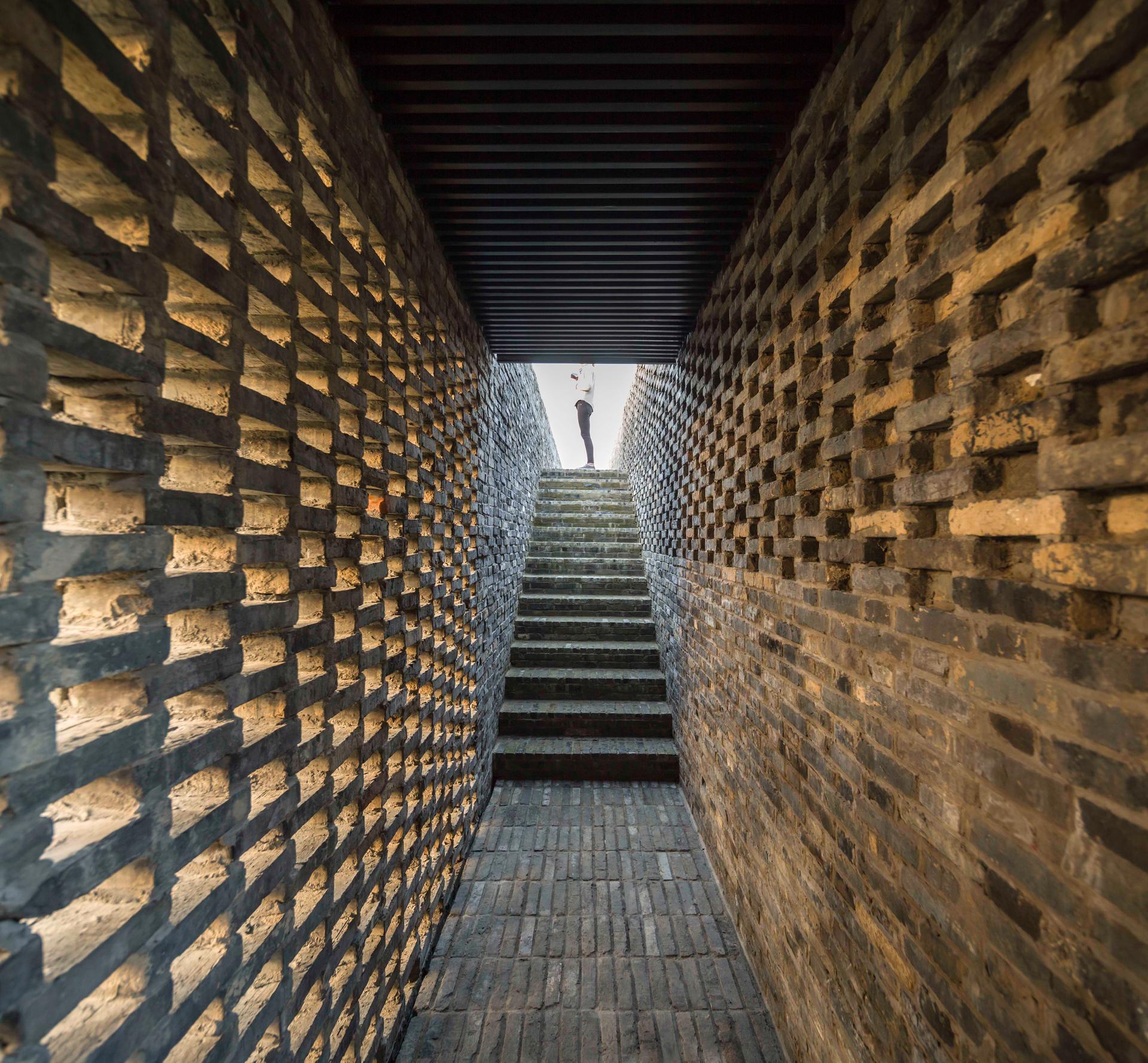 The Walled - Tsingpu Yangzhou Retreat - image 9