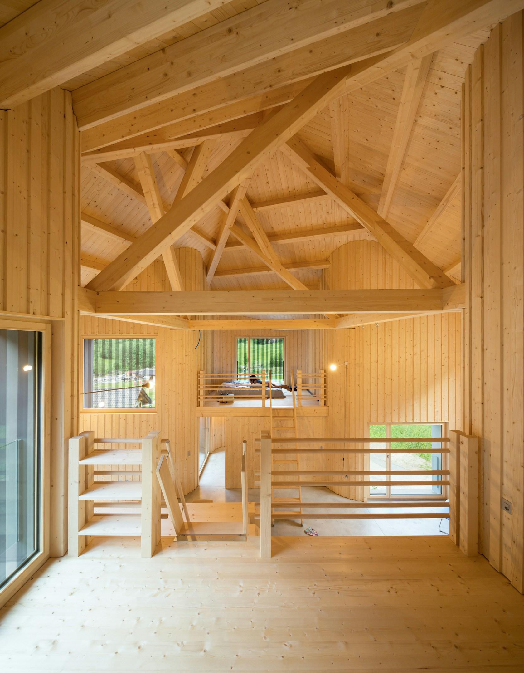 Swisshouse XXXII - image 7