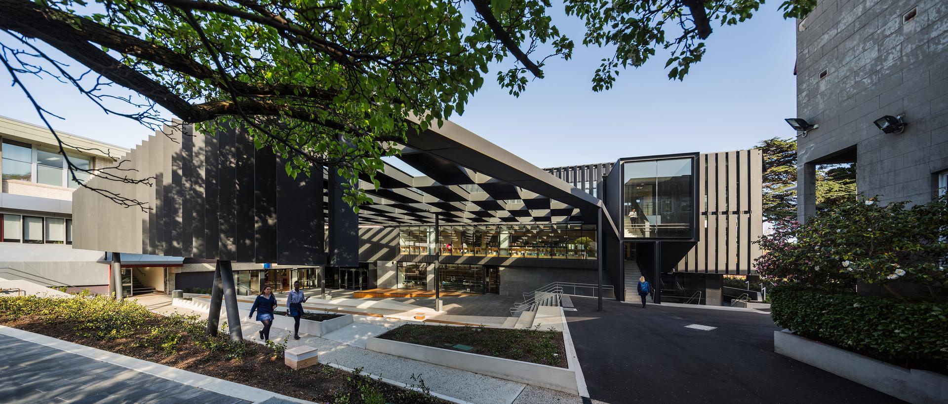 Mandeville Centre, Loreto Toorak - image 4