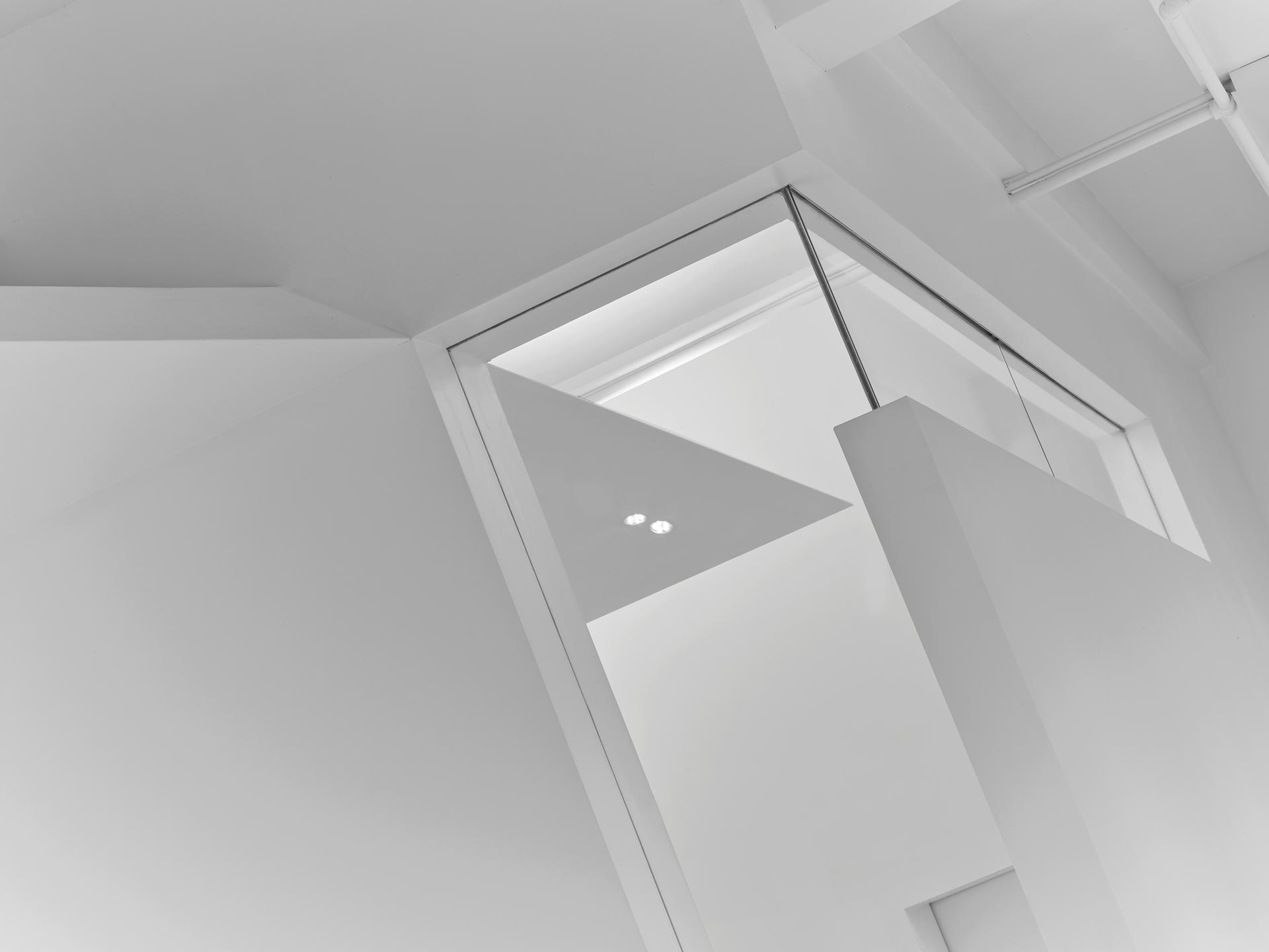 Bernhardt Design NYC - image 9