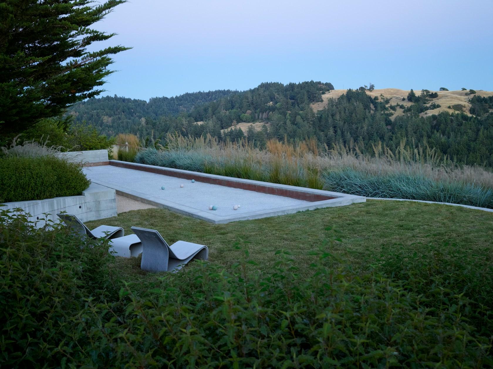 On the Edge of the Continent - image 7