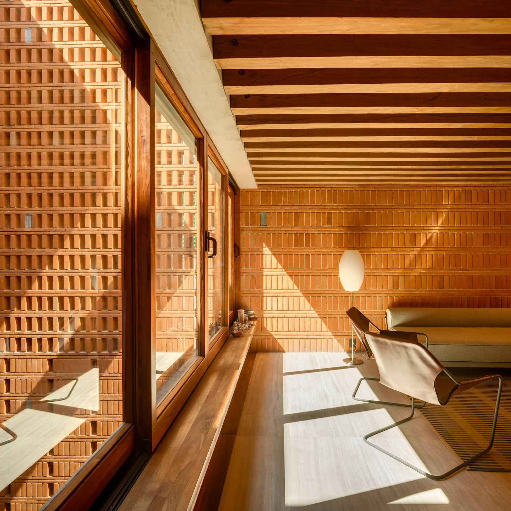 Iturbide Studio - image 3