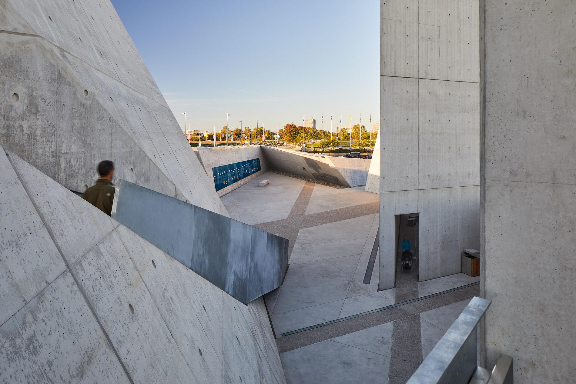 National Holocaust Monument - image 9