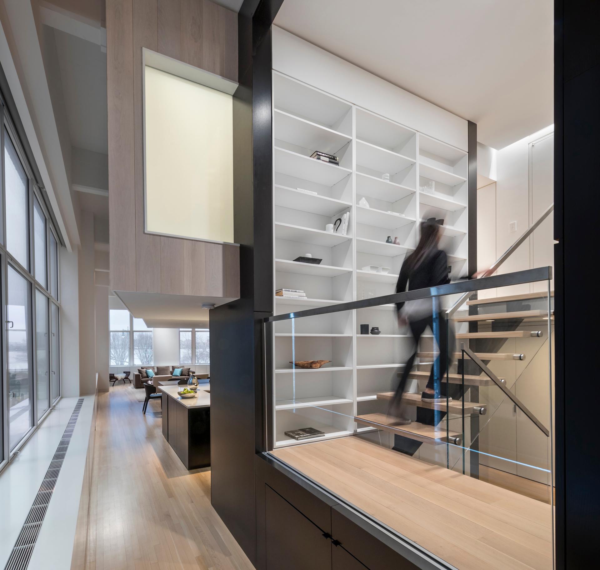 Capsule Loft - image 8