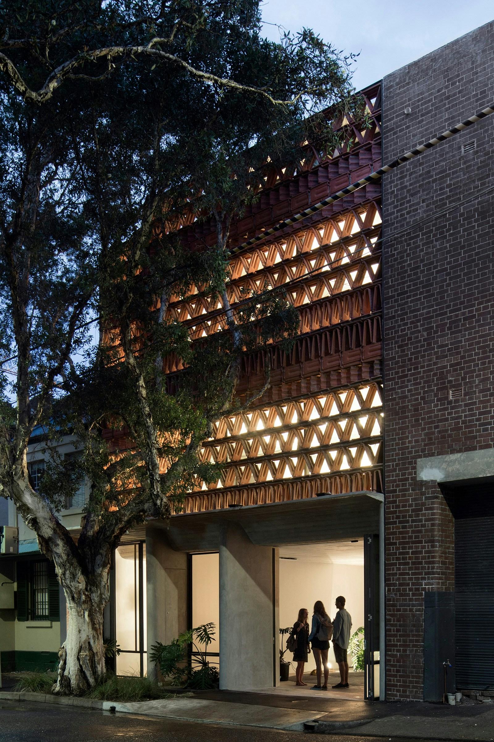 The Beehive - image 7