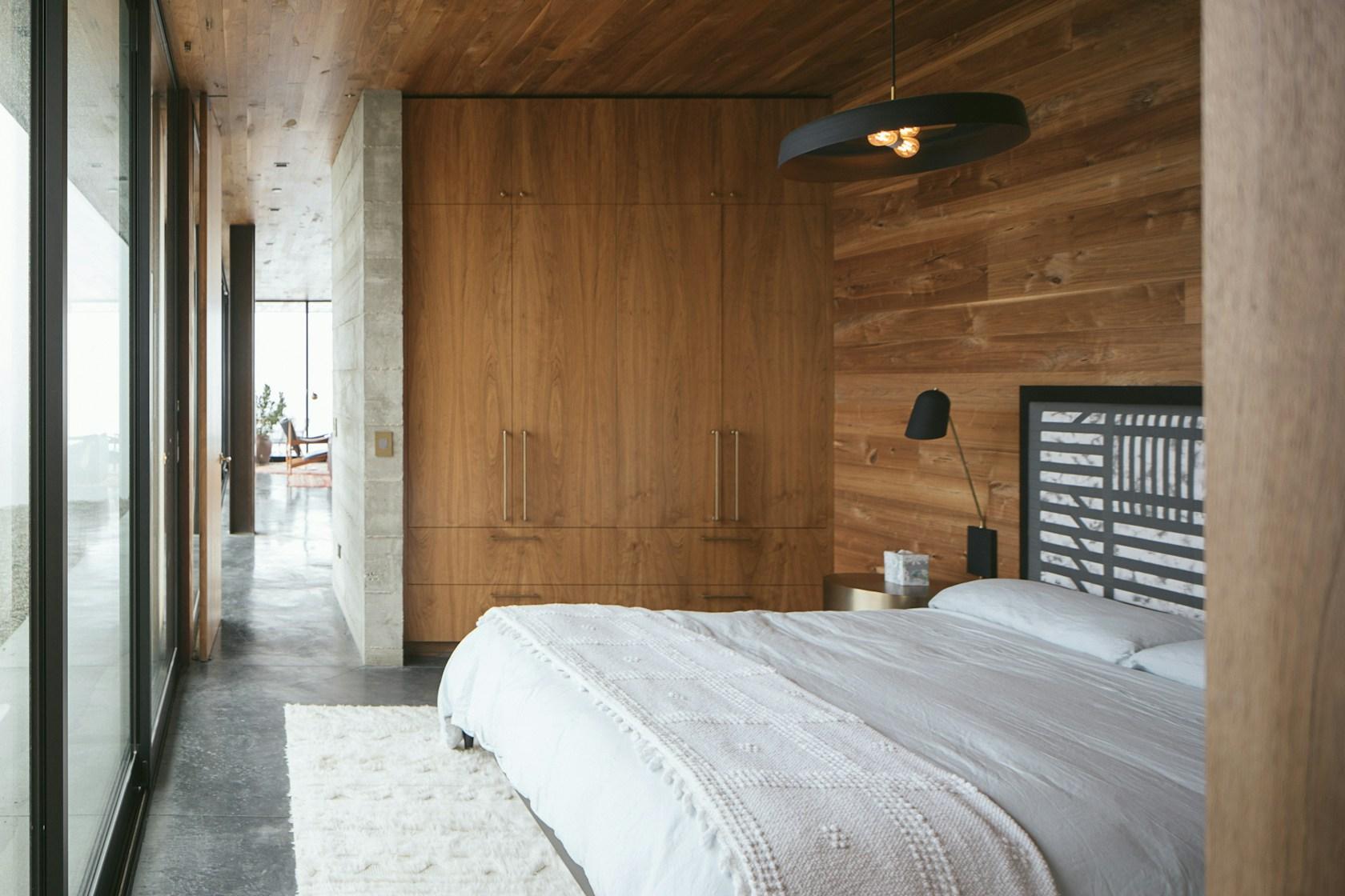 Off-Grid Guest House - image 5