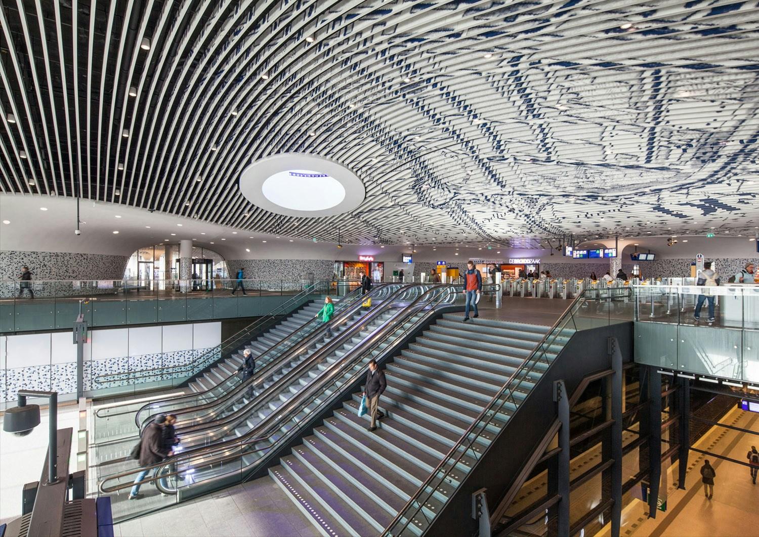Delft City Hall and Train Station - image 18
